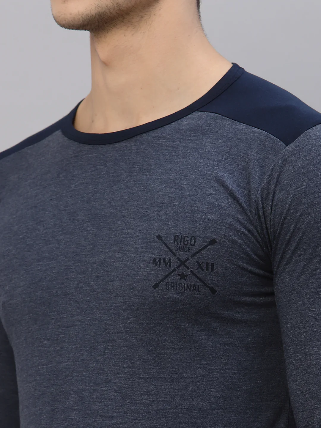 Men Modern Minimalism Solid T-Shirt - Image 3