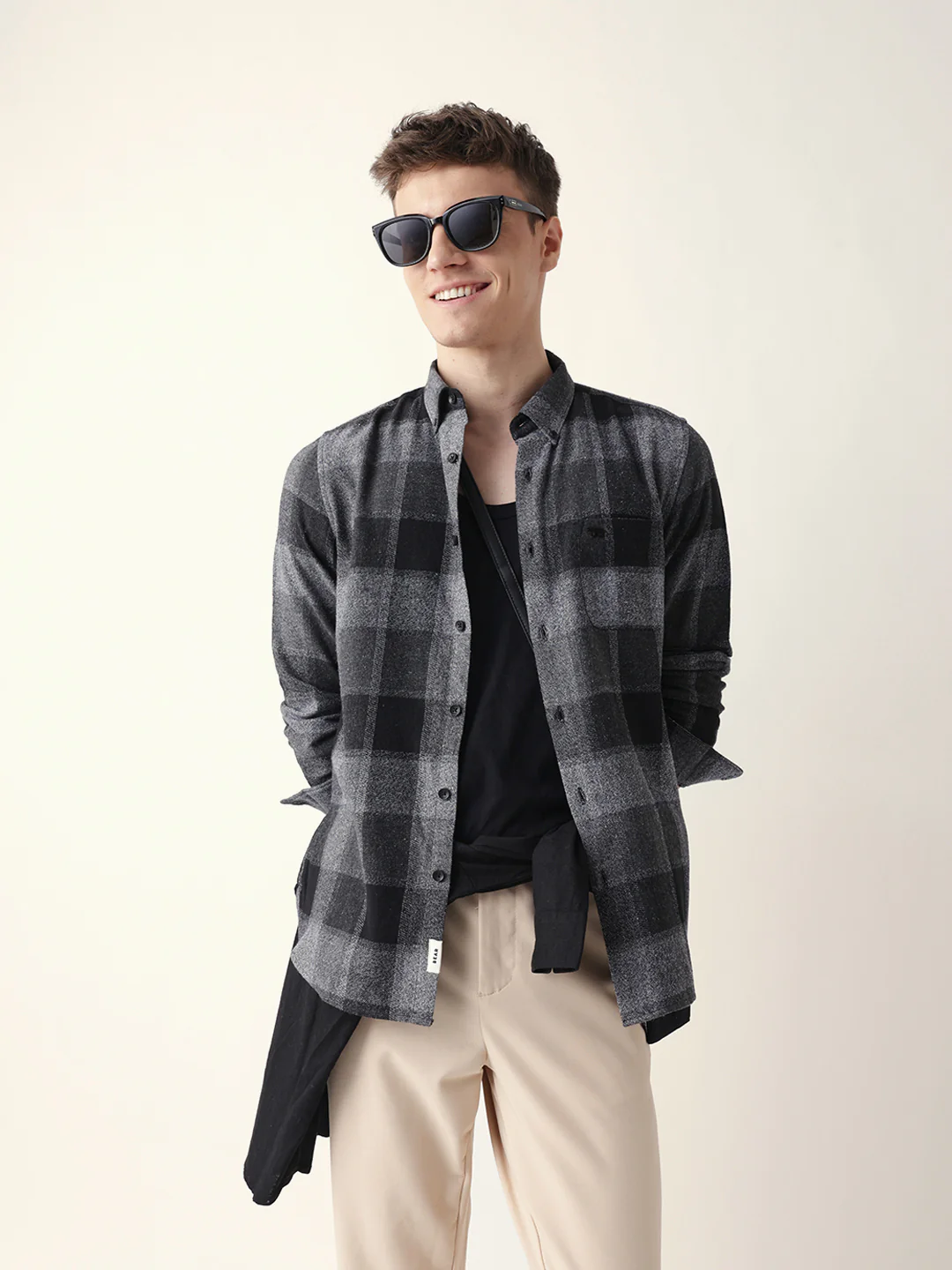 Men Modern Plaid Button-Down Shirt