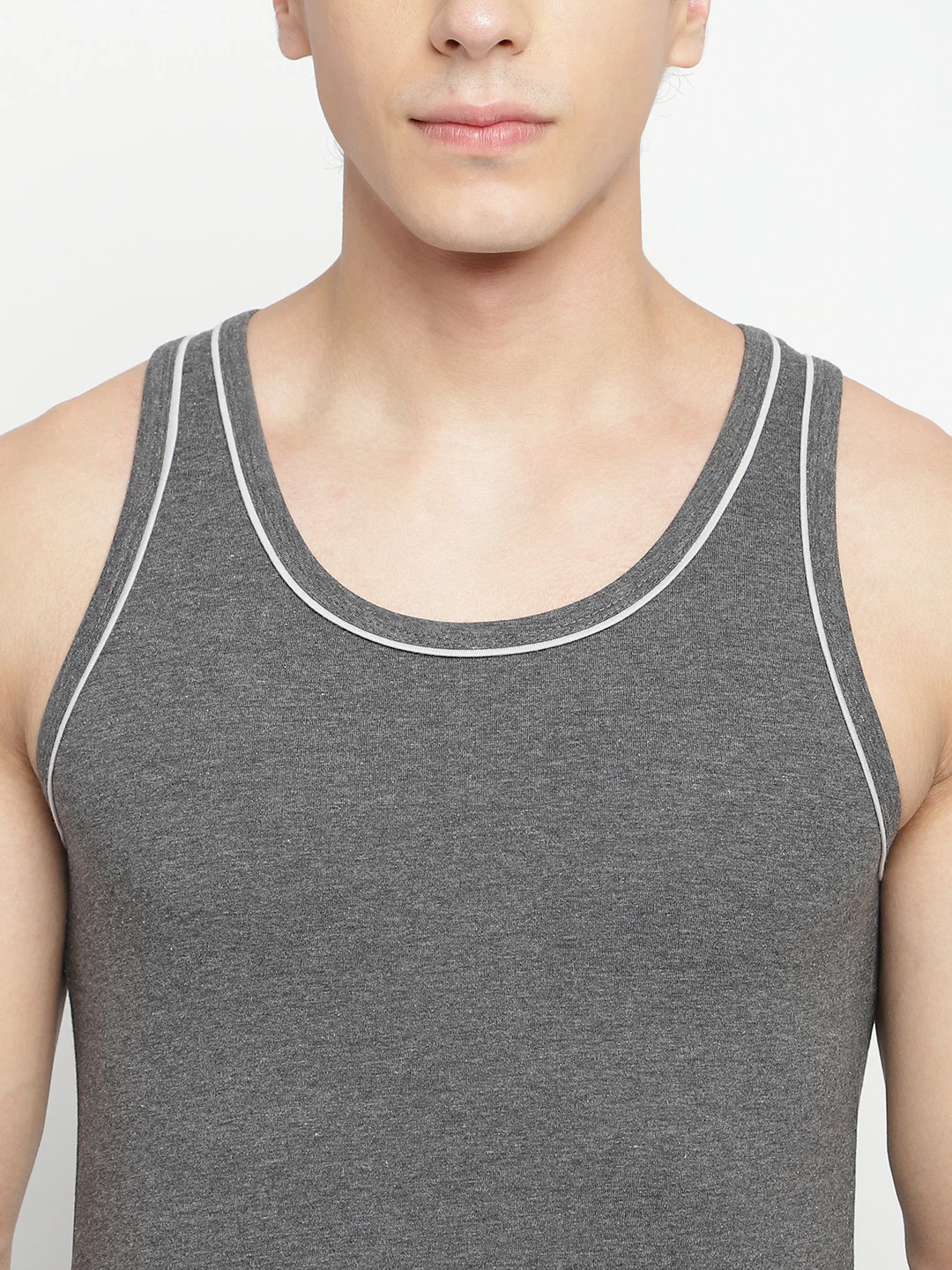 Men Modish Gym Vest - Image 5