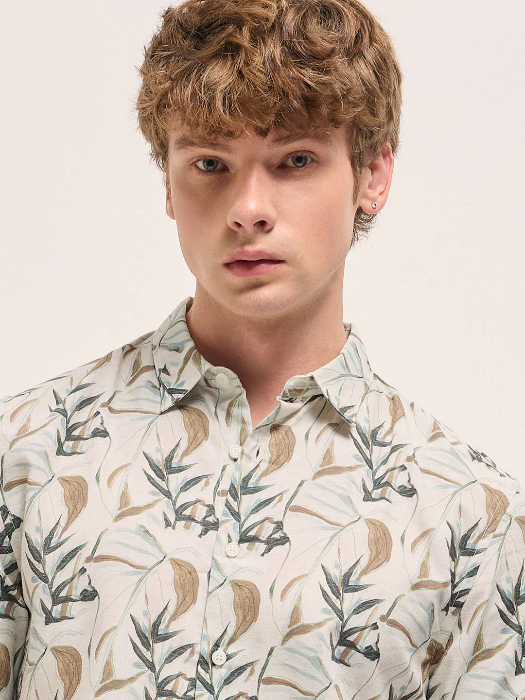 Men Multi-Color abstract botanical print Relax Fit Casual shirt - Image 5