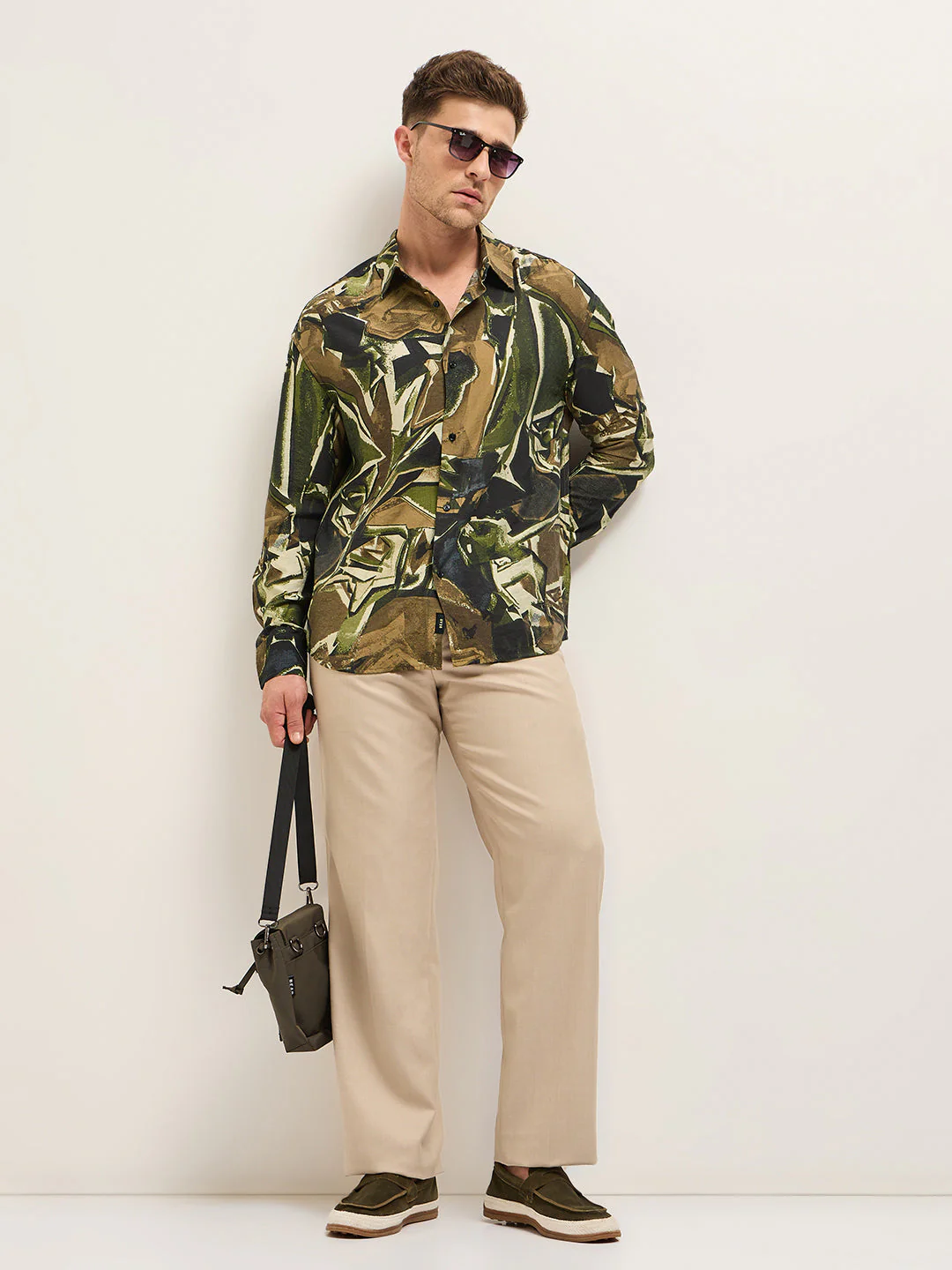 Men Multi-Color abstract foliage-inspired Print Relax Fit Overshirt - Image 4