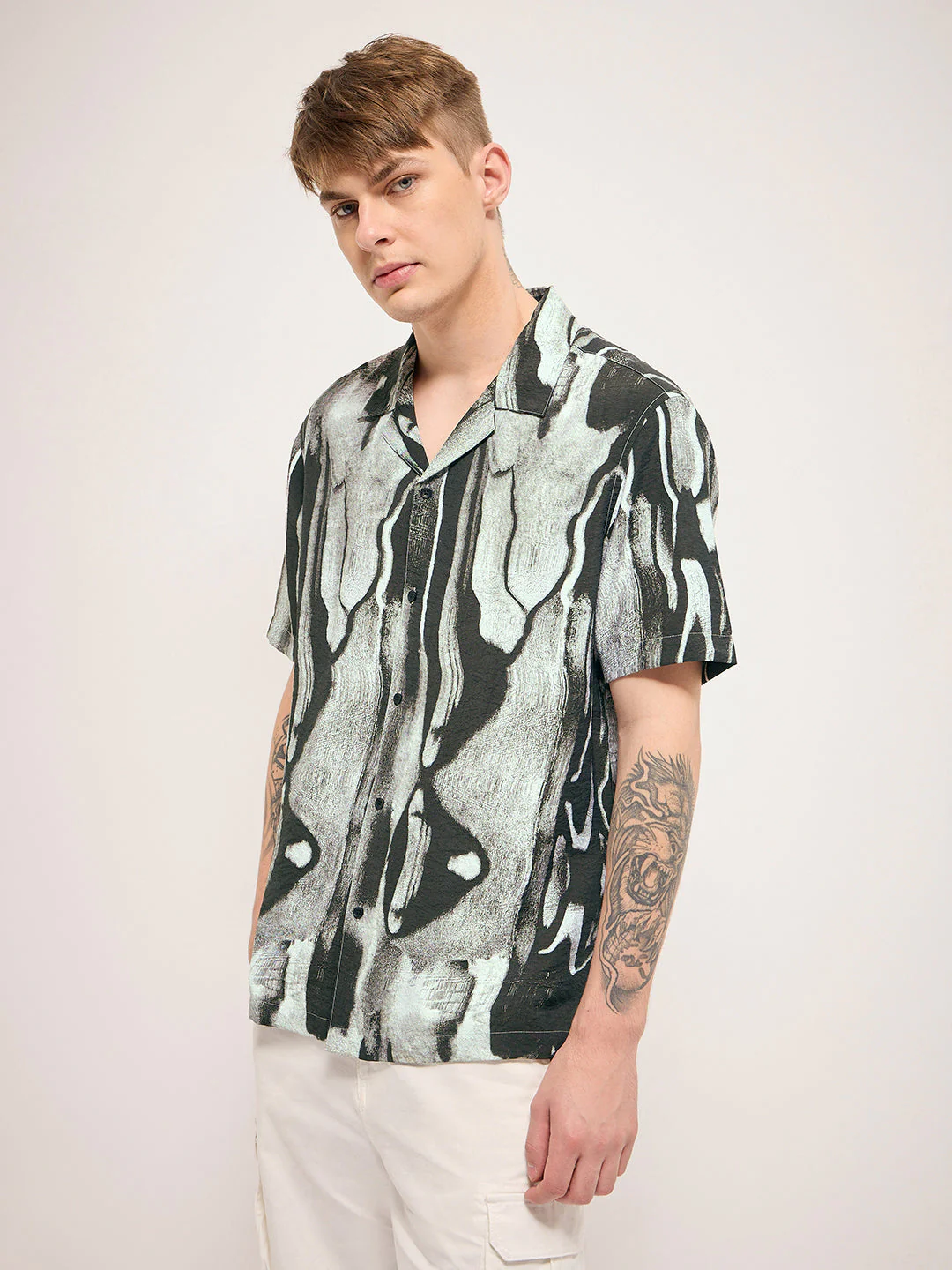 Men Multi-Color Abstract Print Regular Fit Casual Shirt - Image 3