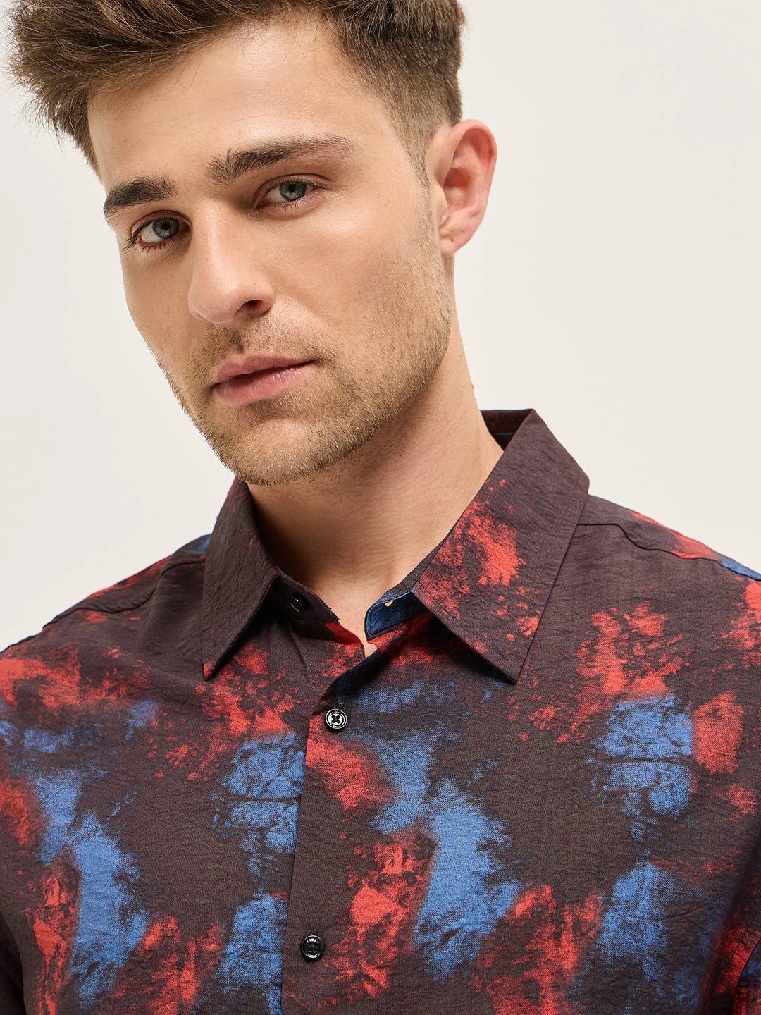 Men Multi-Color Bold Abstract Tie-Dye Print Relax Fit Overshirt - Image 5