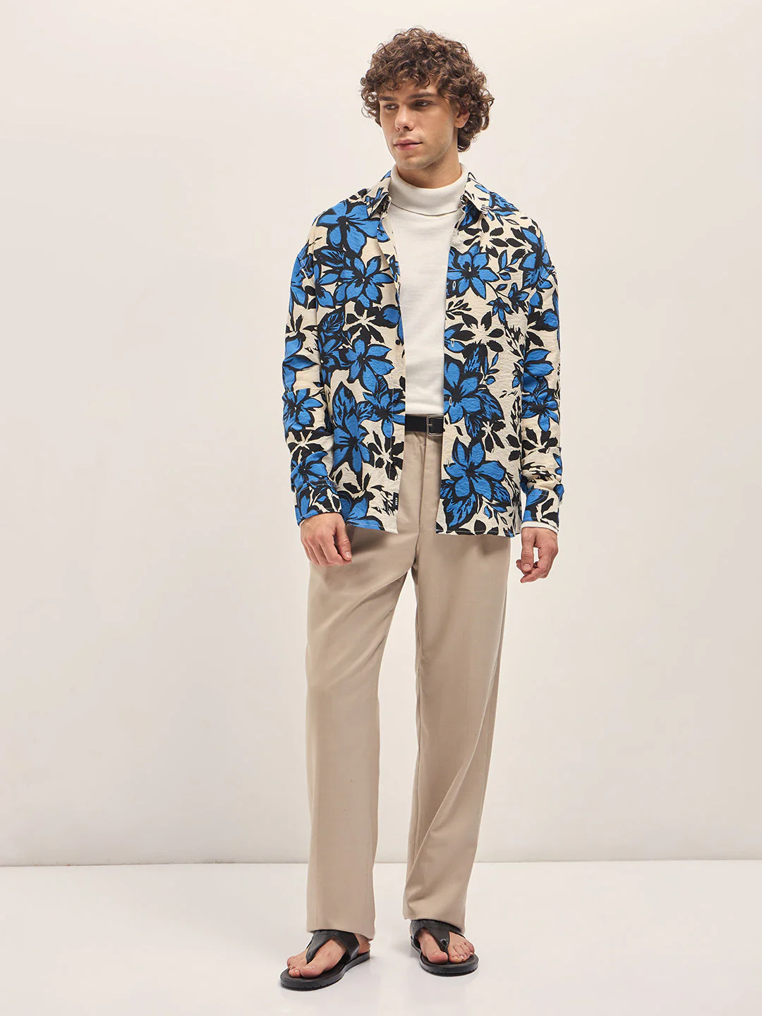 Men Multi-Color Bold Floral Printed Relax Fit Overshirt - Image 4