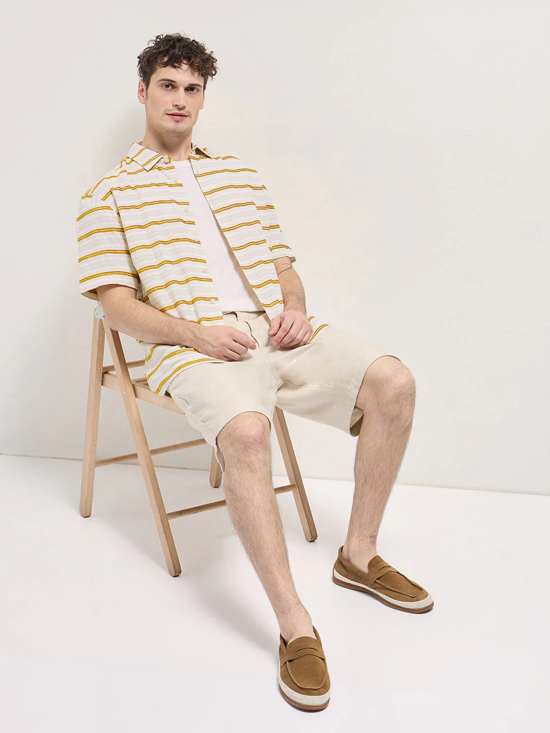 Men Multi-Color Horizontal Stripe Relax Fit Casual Shirt - Image 4