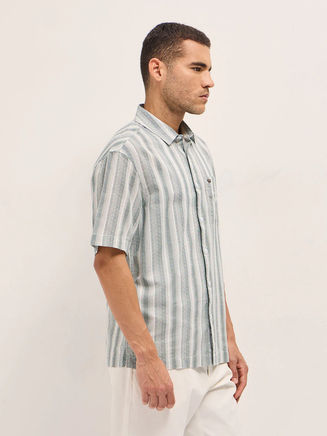 Men Multi-Color Printed Vertical Stripes Relax Fit Casual Shirt - Image 3