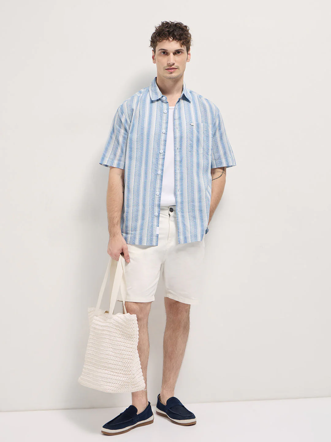 Men Multi-Color Printed Vertical Stripes Relax Fit Casual Shirt - Image 4