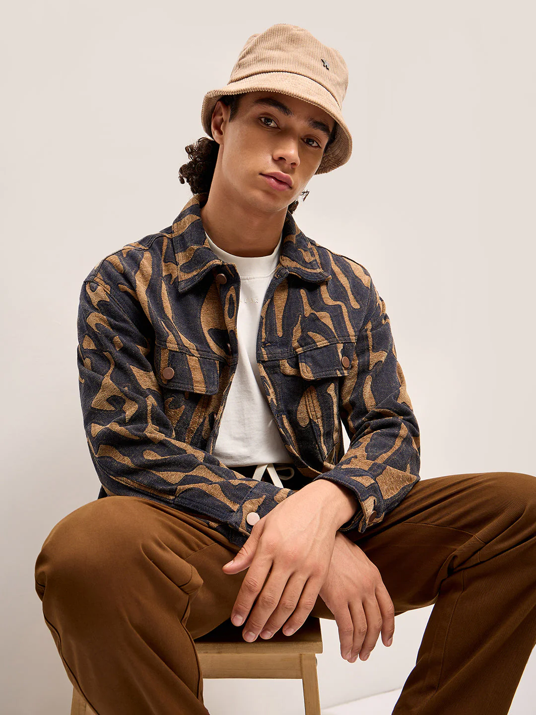 Men Multi-Color Self Design Regular Fit Classic Denim Jacket - Image 6