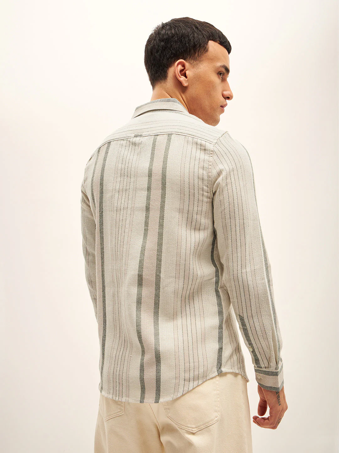Men Multi-Color Stripe Slim Fit Casual Shirt - Image 2