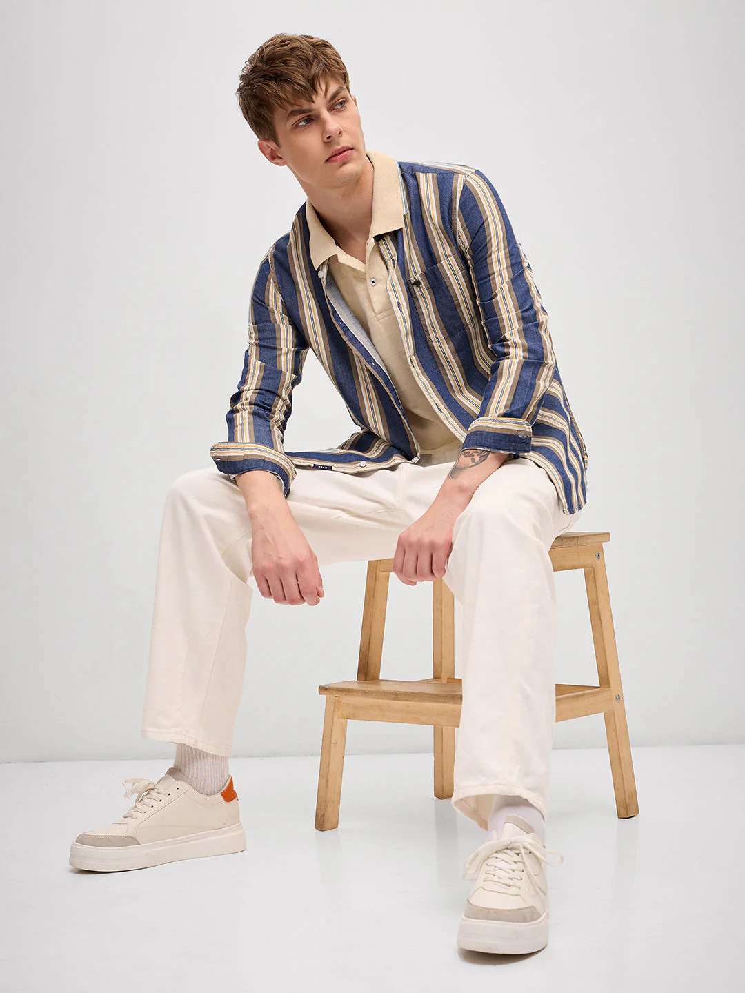 Men Multi-Color Stripe Slim Fit Casual Shirt - Image 4