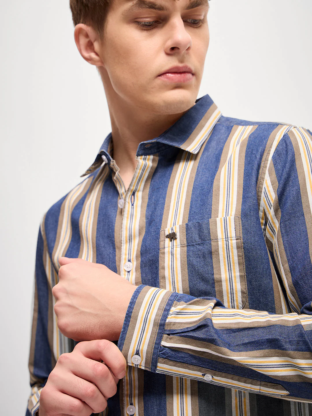 Men Multi-Color Stripe Slim Fit Casual Shirt - Image 5