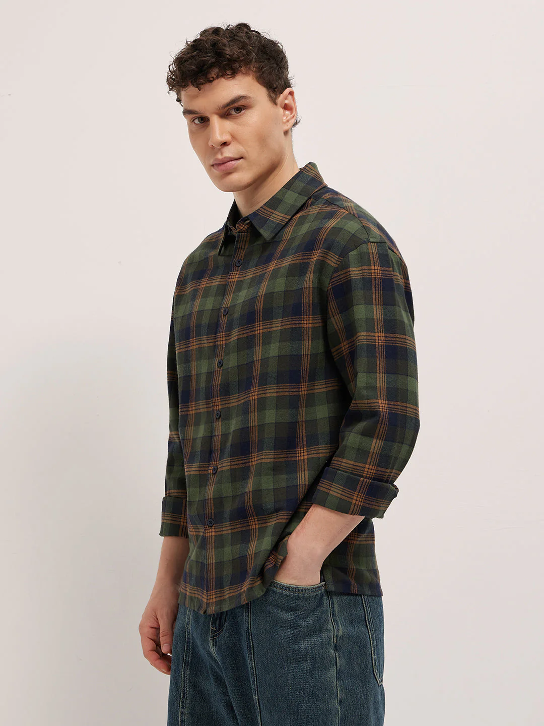 Men Multi-Color Tartan Check Relaxed Fit Shacket - Image 4