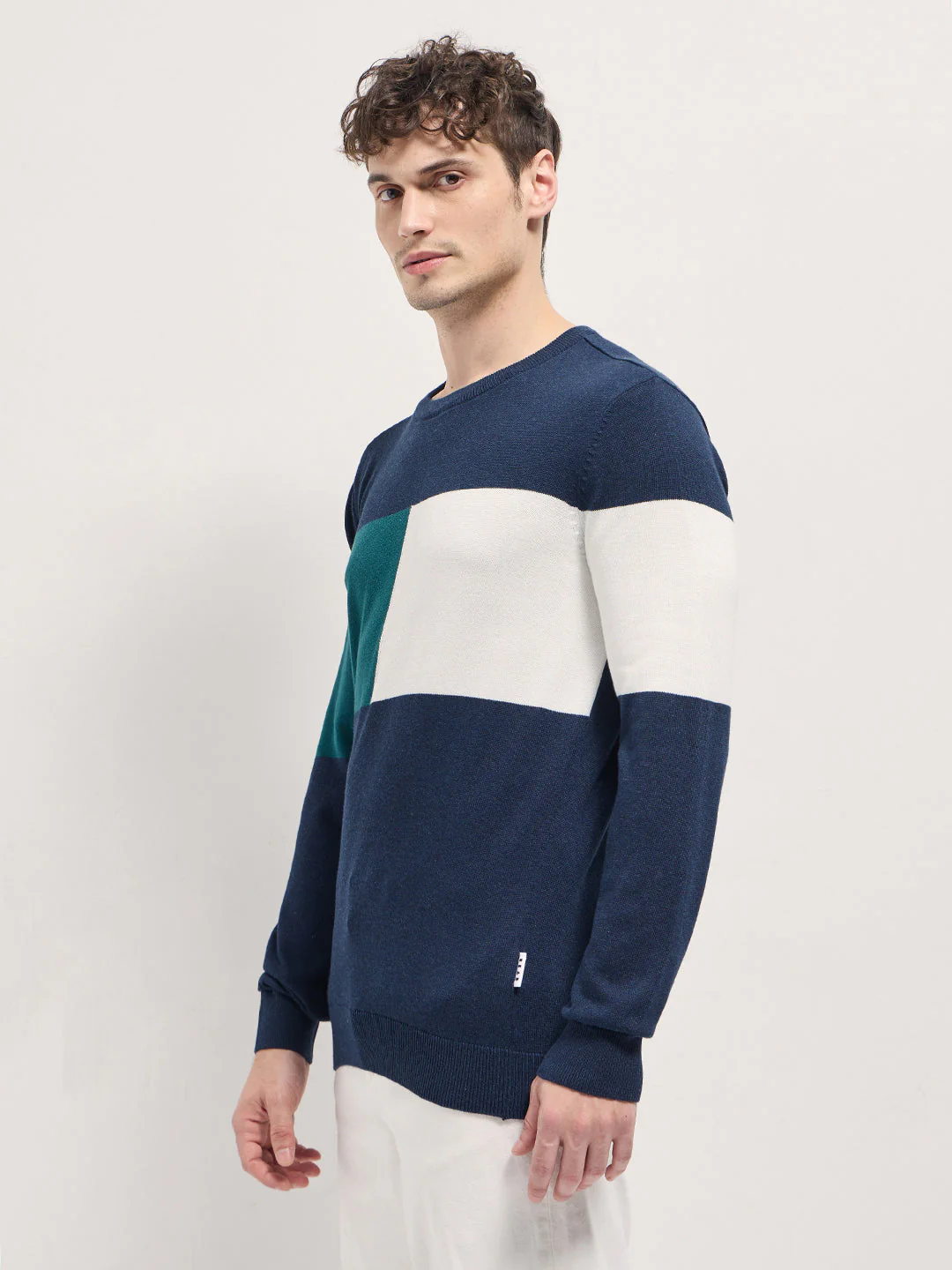 Men Multi-Color Textured Color-Block Slim Fit Ribbed Crew Neck T-shirt - Image 3