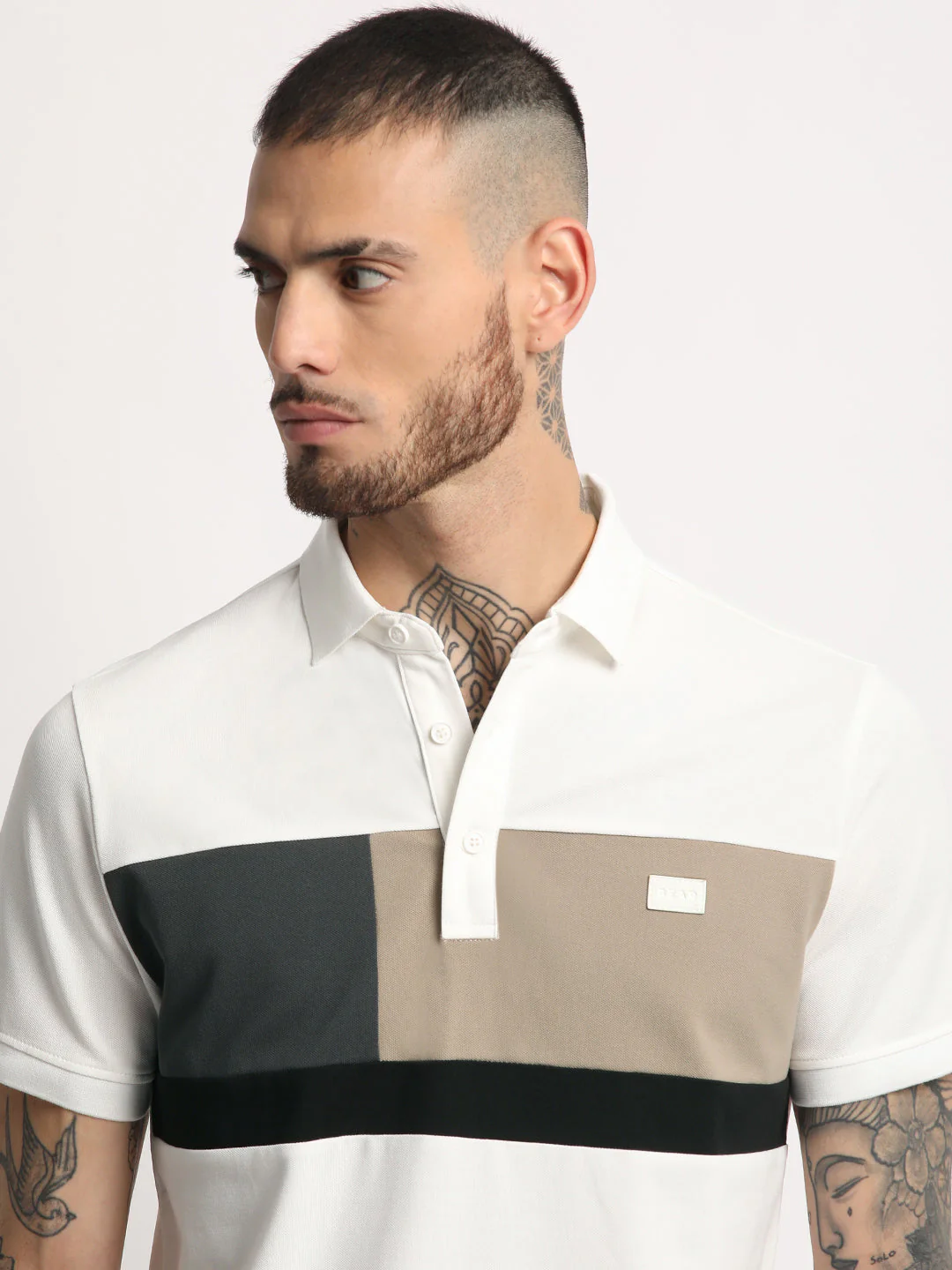 Men  Multi Colourblocked Polo T-shirt - Image 6
