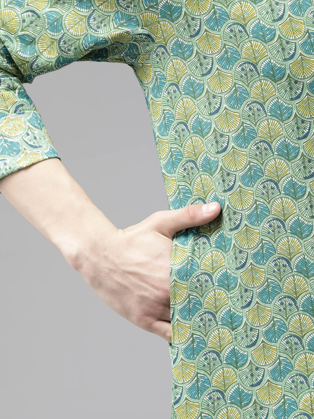 Men Multi Printed Pure Cotton Straight Kurta - Image 3