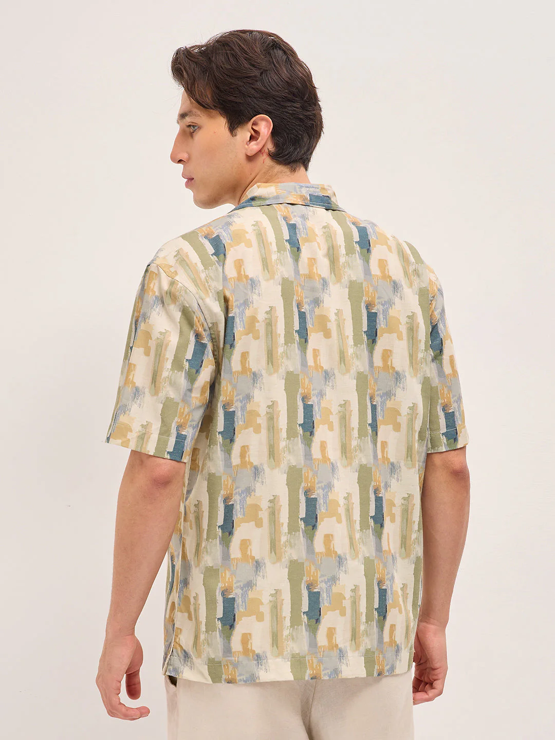 Men Multicolor Abstract Brushstroke Print Oversized Fit Half Sleeve Shirt - Image 2