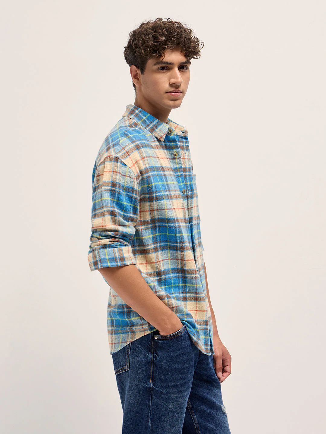 Men Multicolor Checked Relaxed Fit Casual Shirt - Image 3