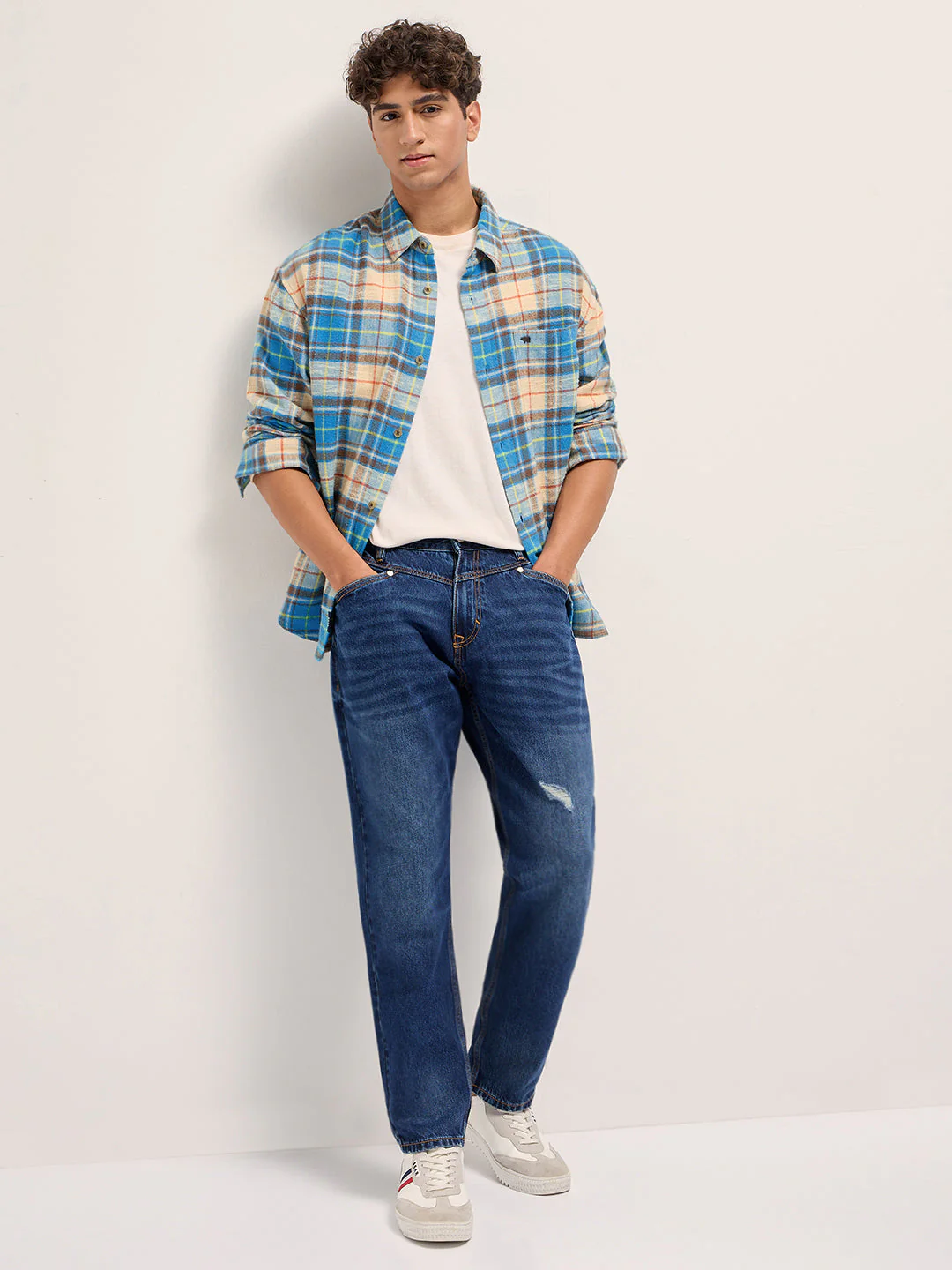 Men Multicolor Checked Relaxed Fit Casual Shirt - Image 4