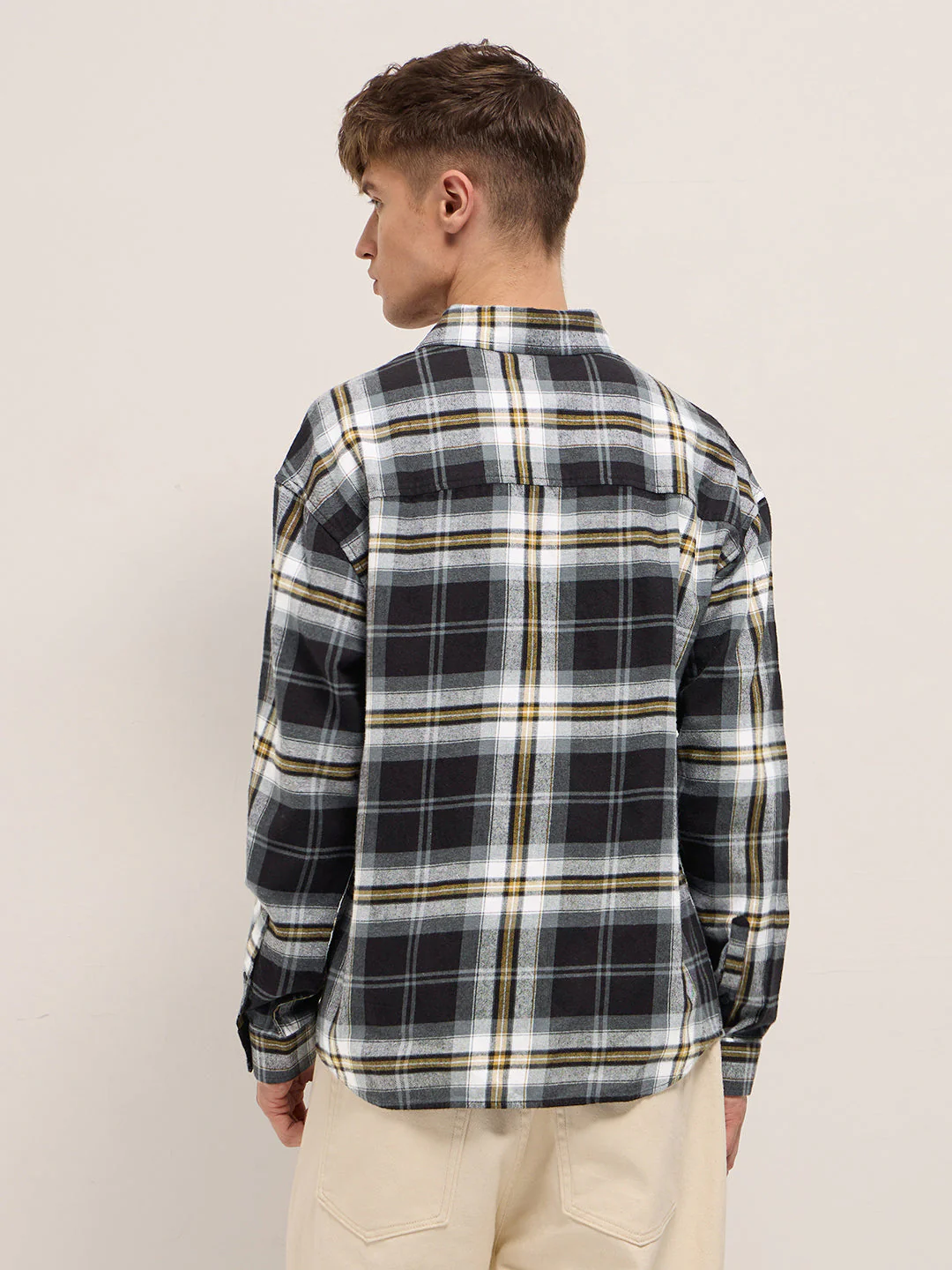 Men Multicolor Flannel Checkered Relaxed Fit Overshirt - Image 2