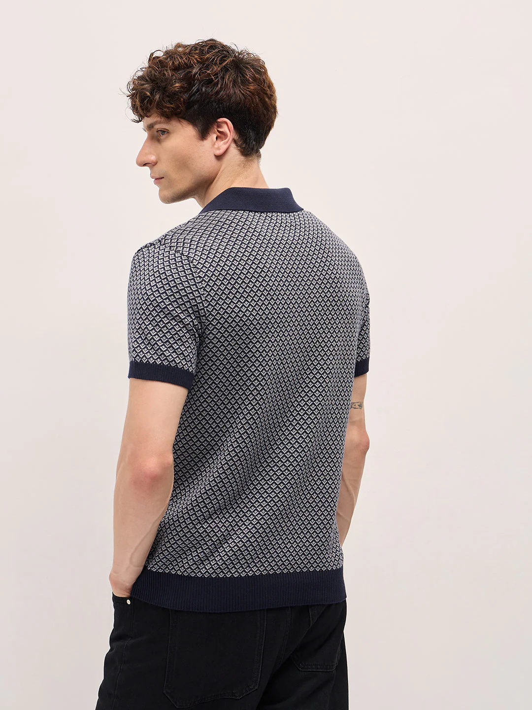 Men Multicolor Geometric textured Knit Slim Fit Polo - Image 2