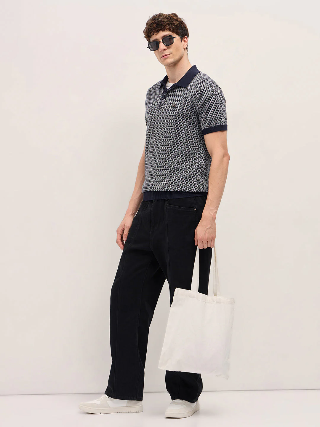 Men Multicolor Geometric textured Knit Slim Fit Polo - Image 4