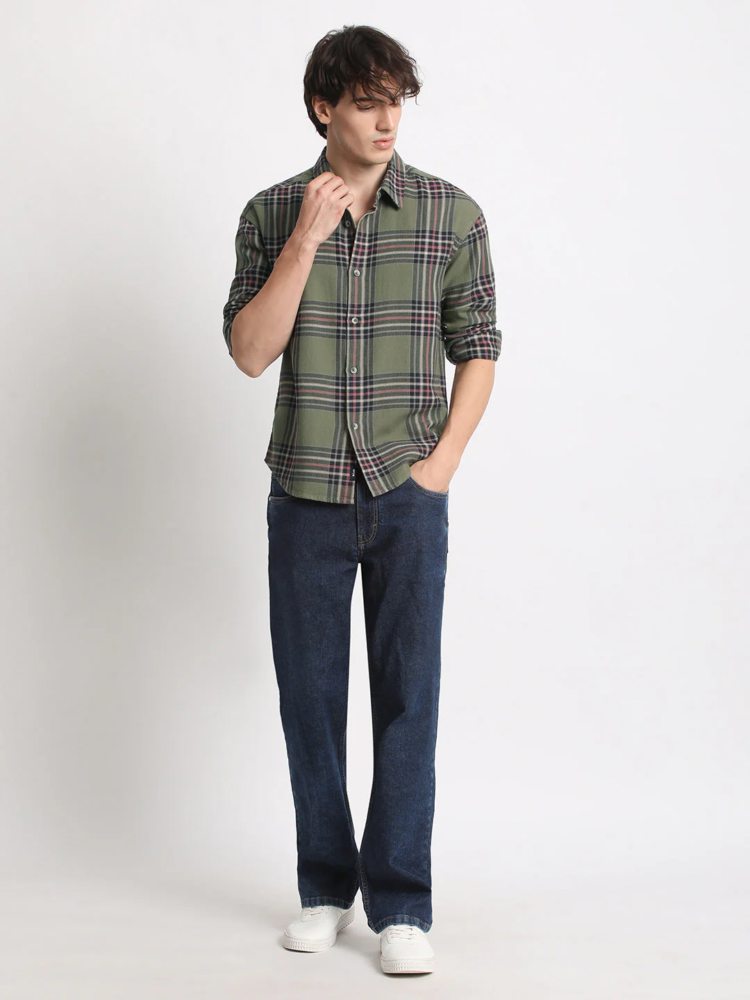 Men  Multicolored Checked Relaxed Fit Casual Shirt - Image 5