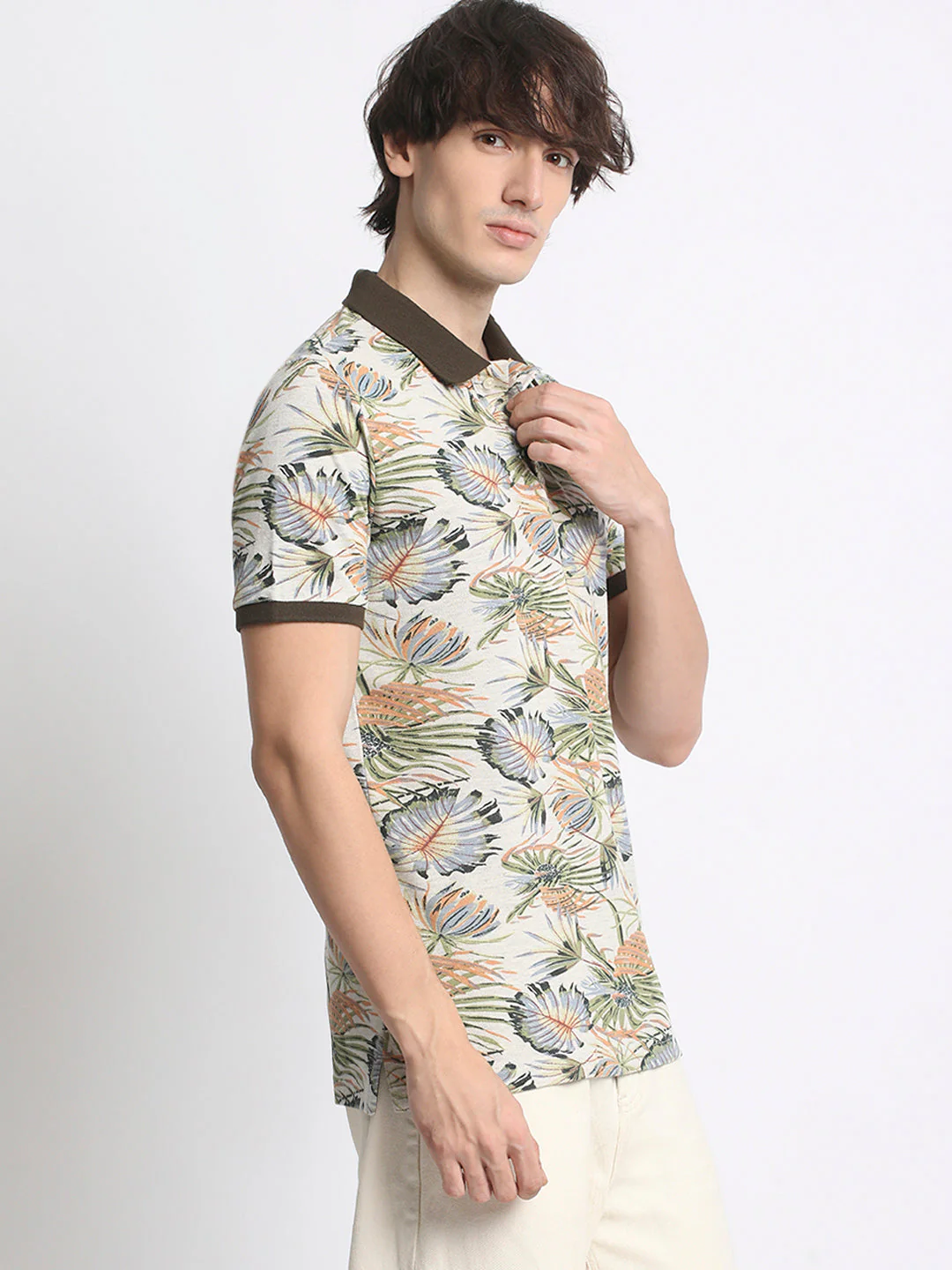 Men  Multicolored Floral Print Regular Fit Polo T-Shirt - Image 3