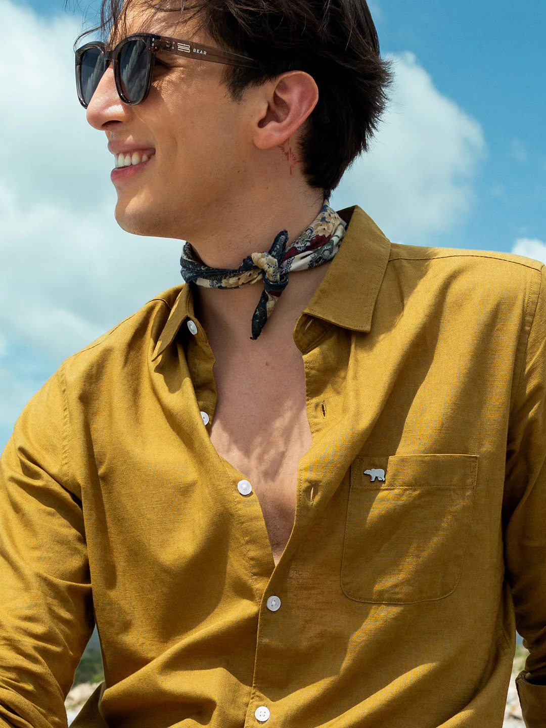 Men Mustard Cotton Linen Slim Fit Solid Casual Shirt - Image 3