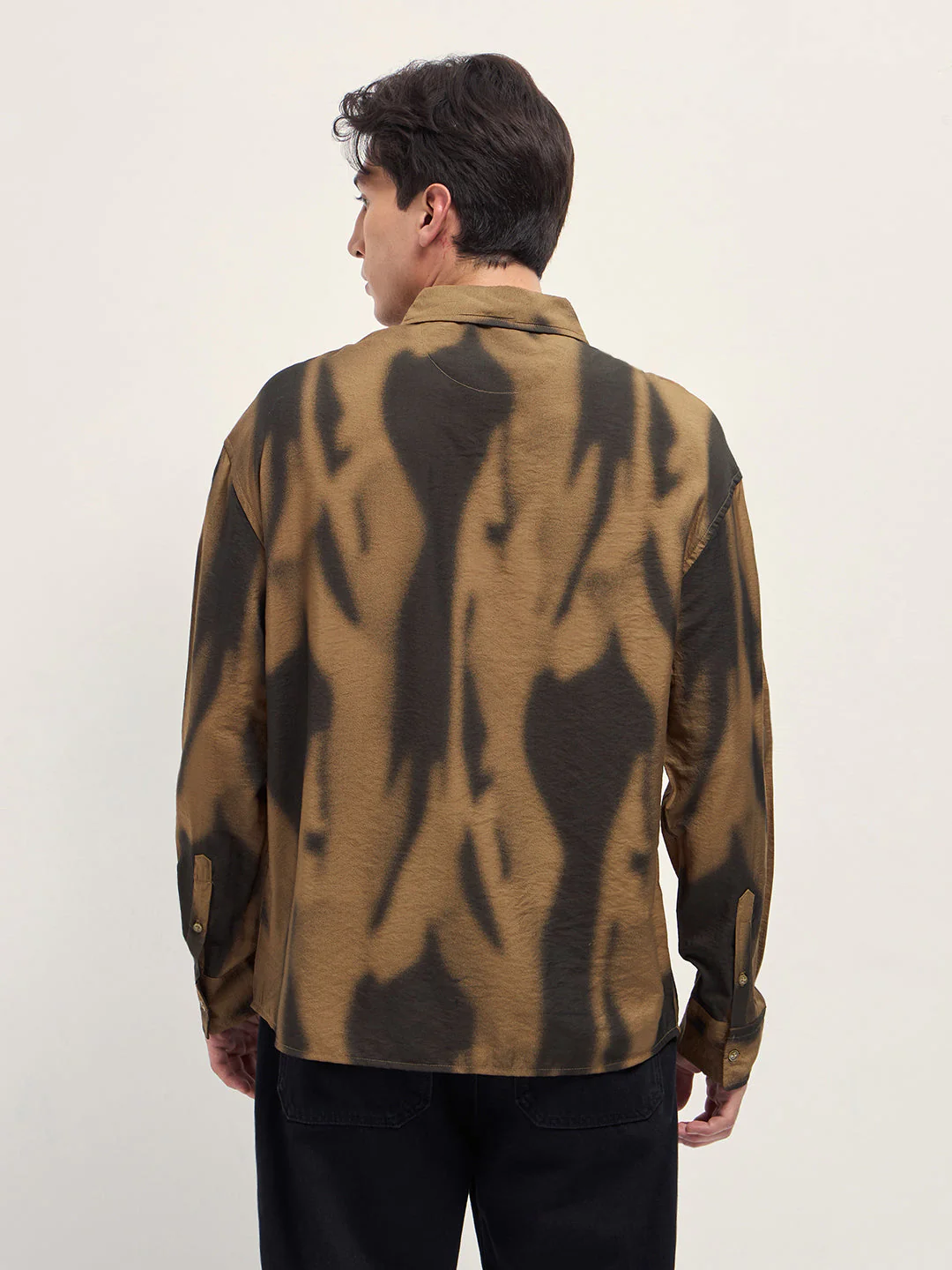 Men Mustard Digital Abstract Print Relaxed Fit Overshirt Shirt - Image 2