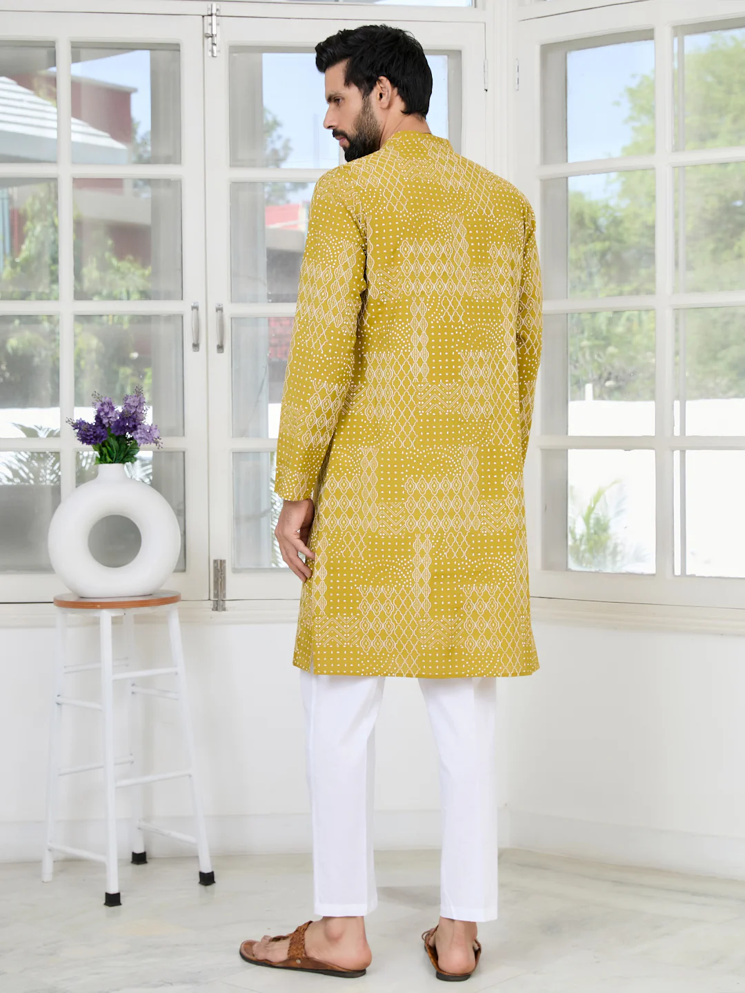 Men Mustard Embossed and Foil Kurta - Image 4
