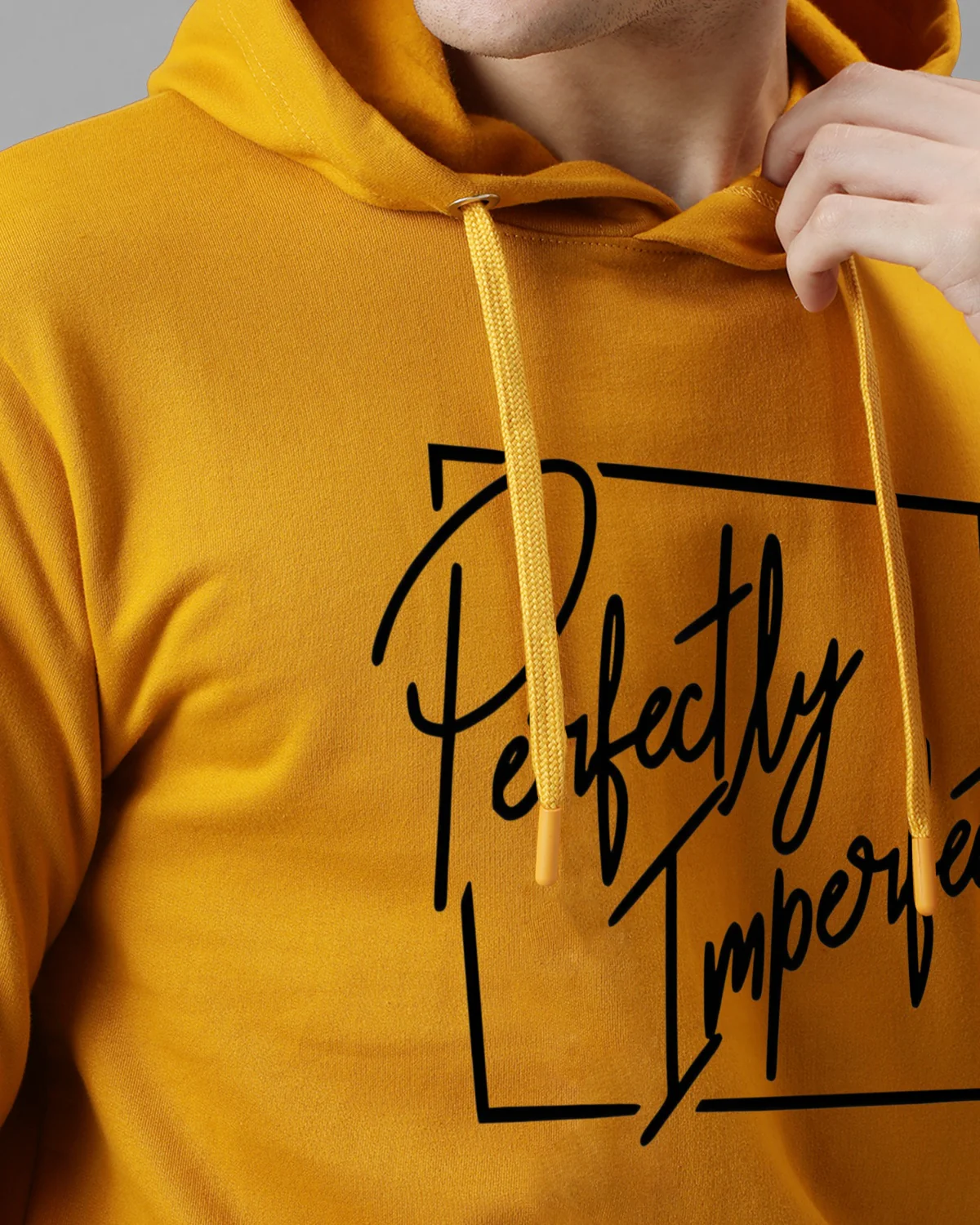 Men Mustard Printed Hoodie - Image 5