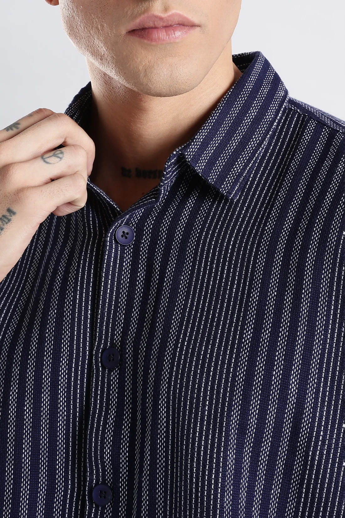 Men Navy Blue Casual Shirt - Image 2
