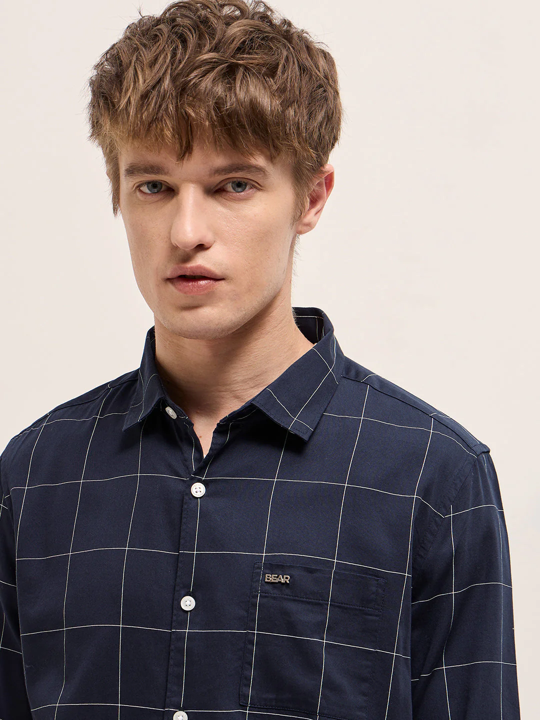 Men Navy Blue Checkered Slim Fit Casual Shirt - Image 5