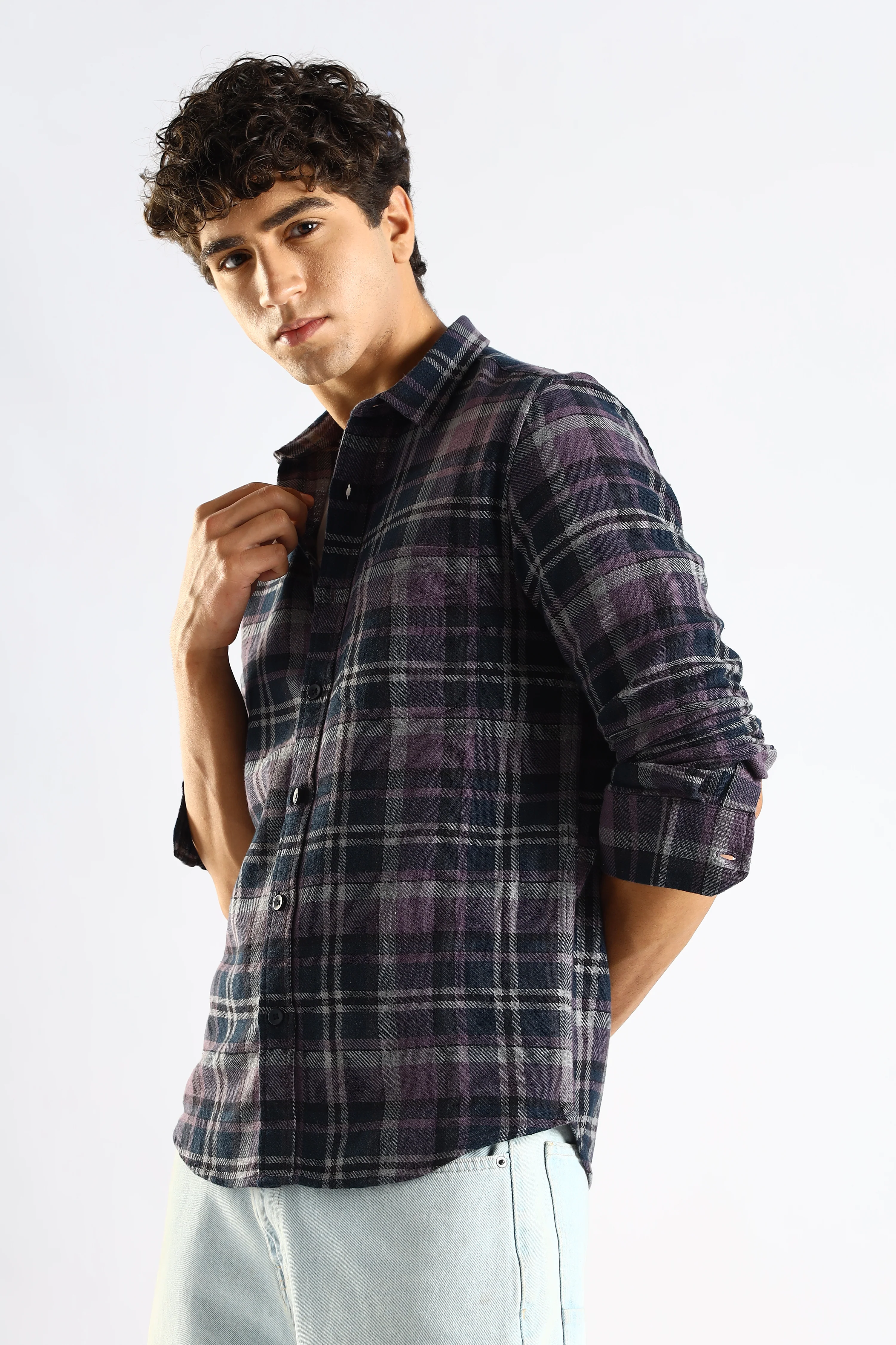 Men Navy Blue Cotton Blend Checked Shirt - Image 3
