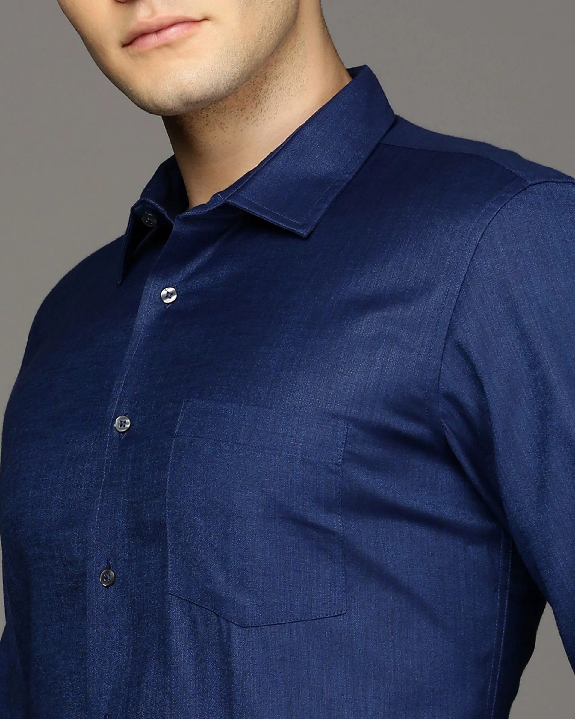 Men Navy Blue Cotton Blend Slim Shirt - Image 6