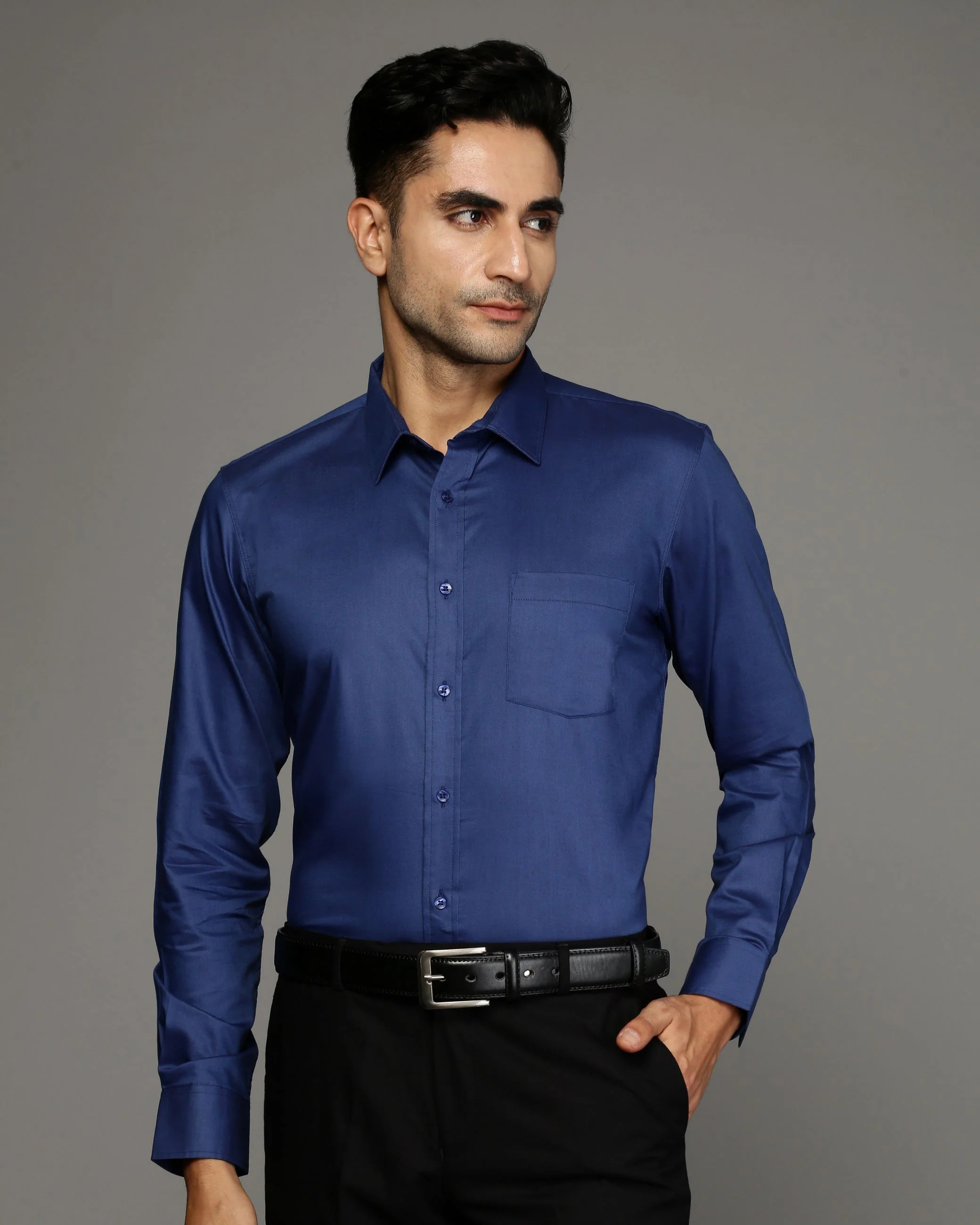 Men Navy Blue Cotton Blend Slim Shirt - Image 2