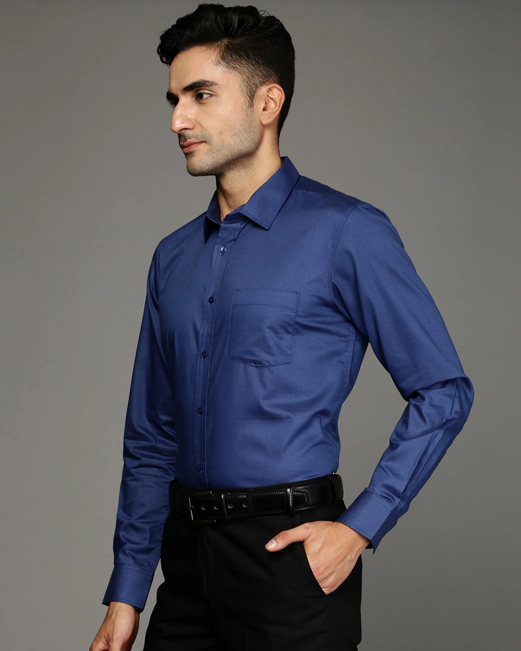 Men Navy Blue Cotton Blend Slim Shirt - Image 3
