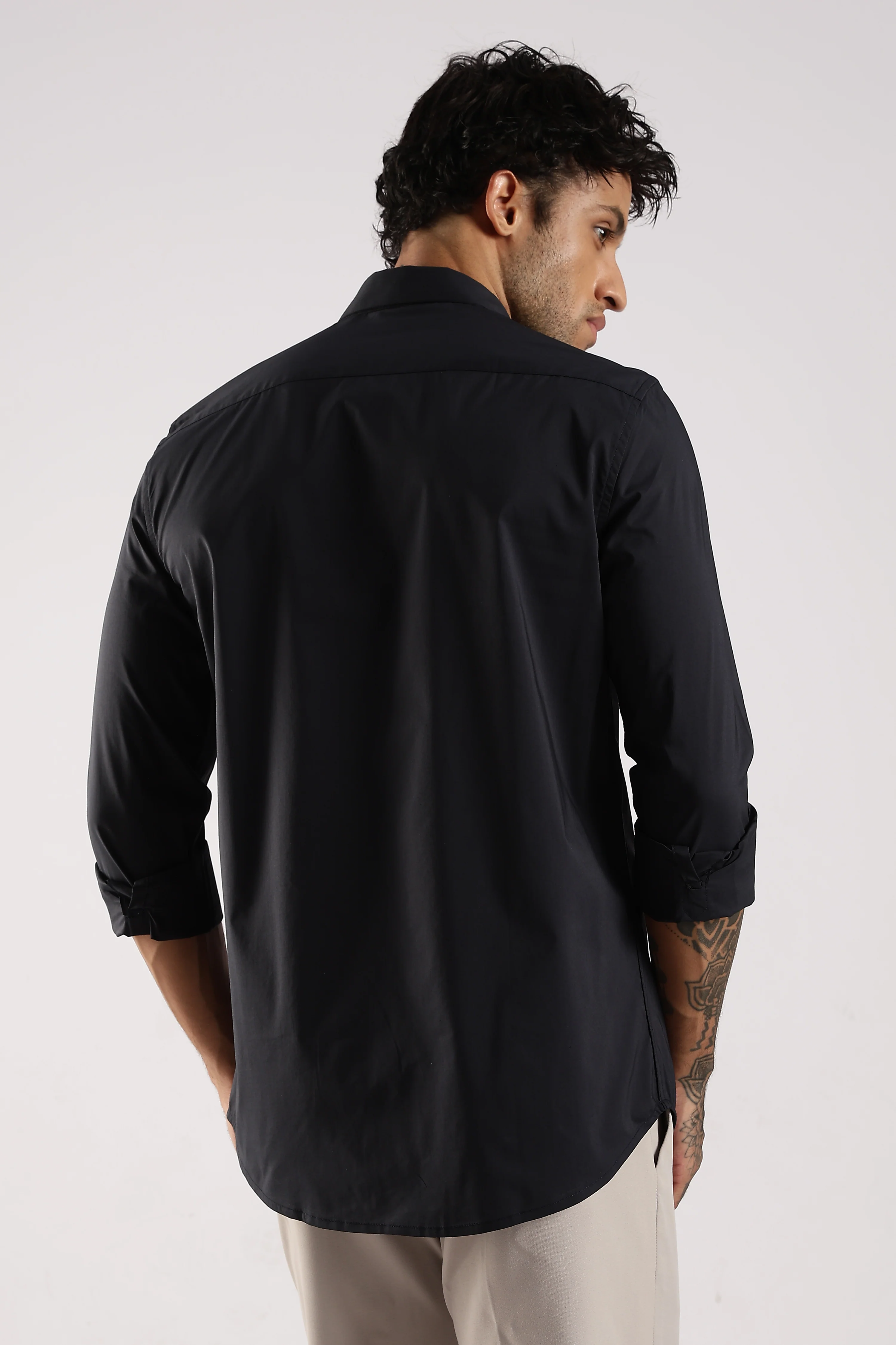 Men Navy Blue Cotton Slim Fit Shirt - Image 2