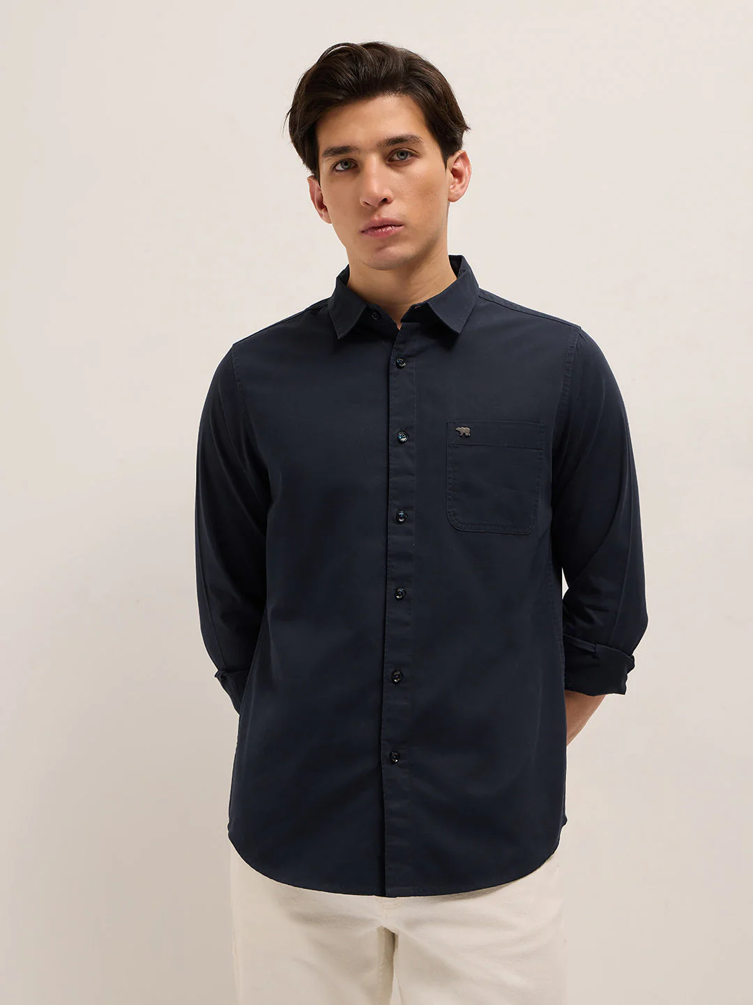 Men Navy Blue Cotton Solid Slim Fit Casual Shirt - Image 6