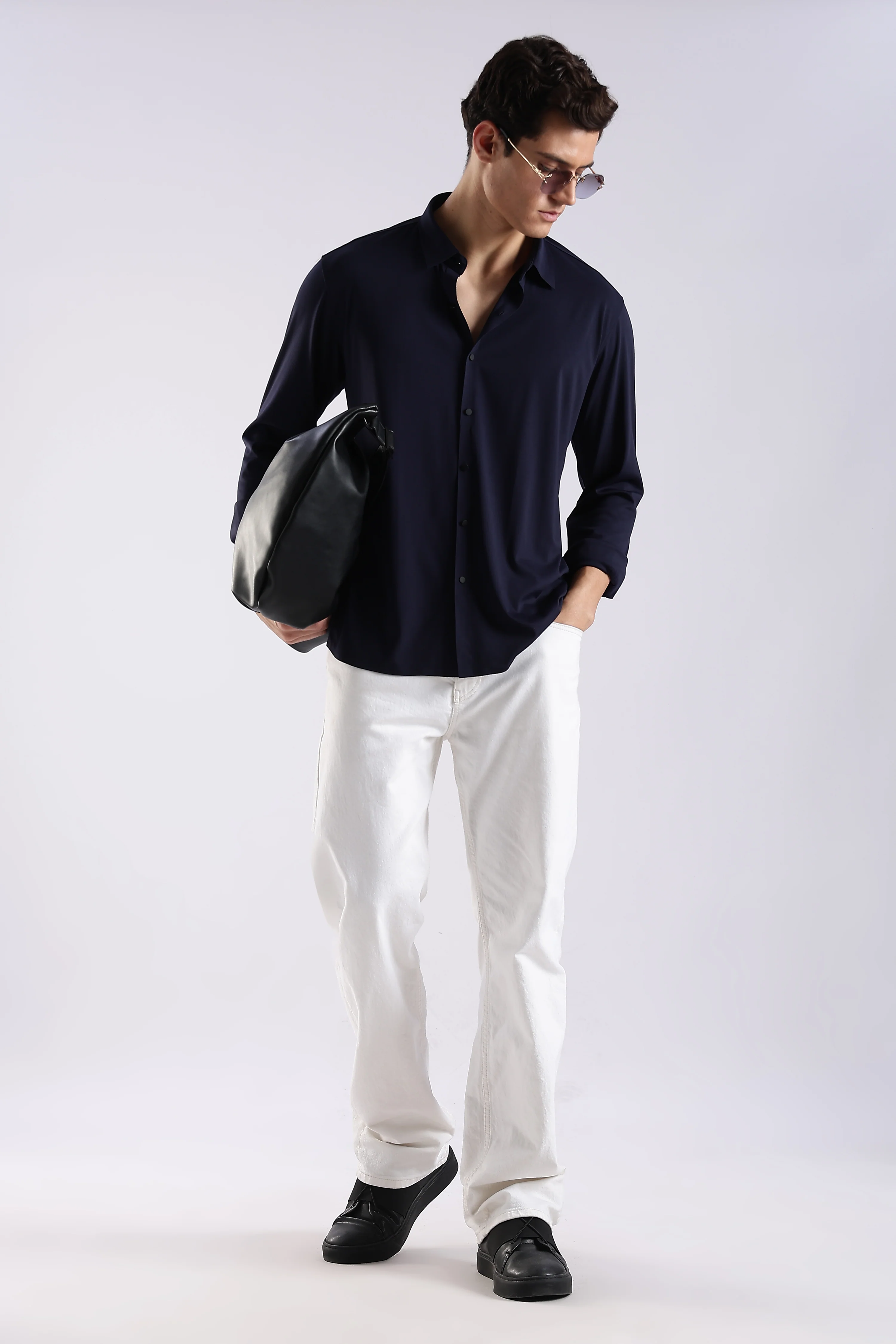 Men Navy Blue Knitted Slim Fit Shirt - Image 10