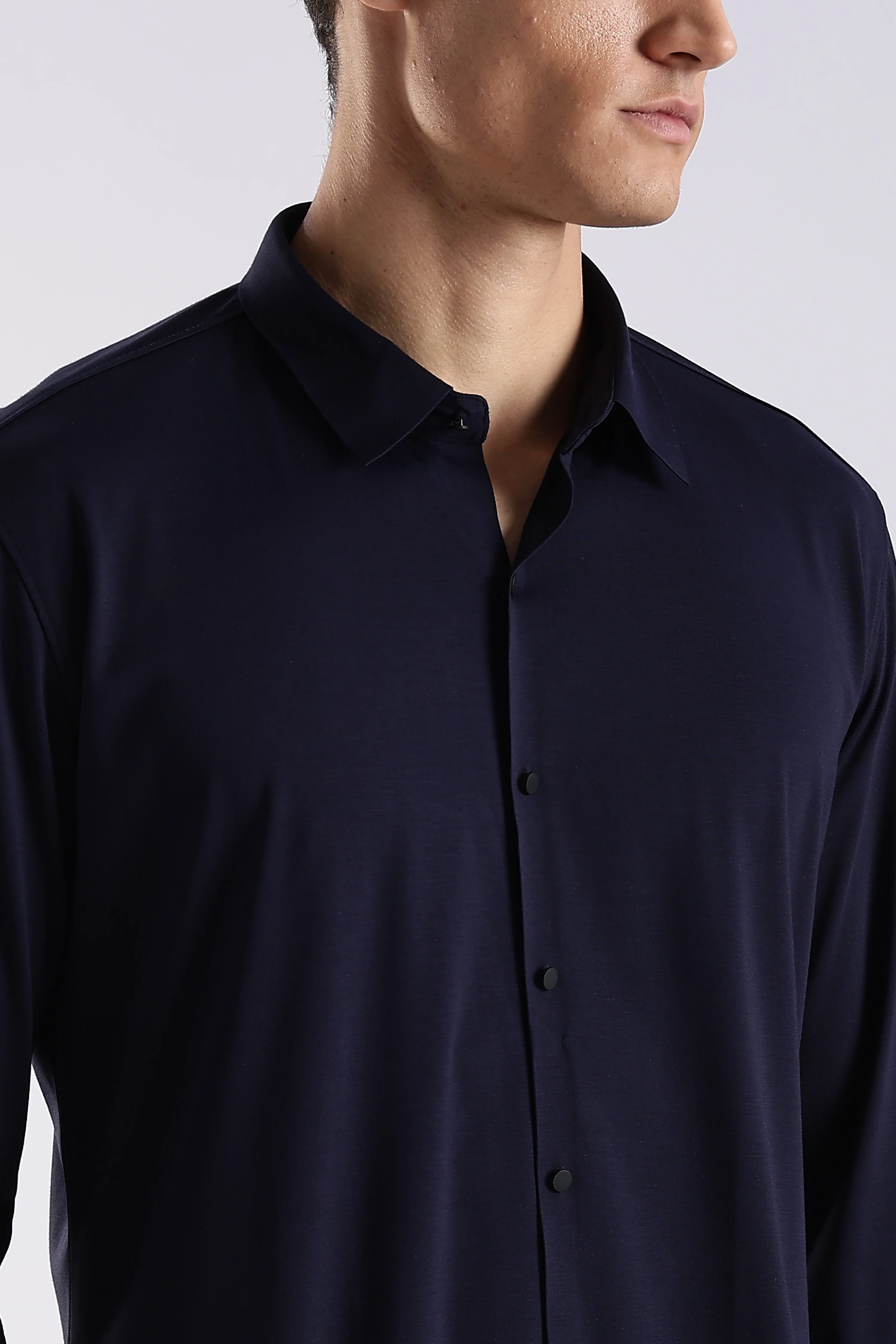 Men Navy Blue Knitted Slim Fit Shirt - Image 11