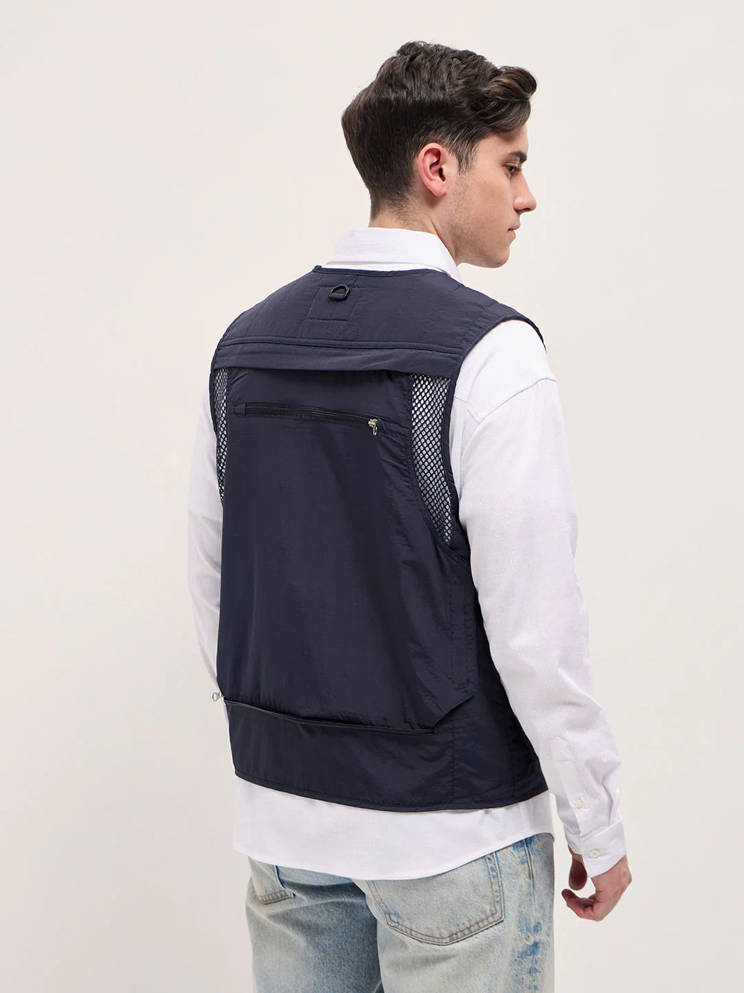 Men Navy Blue Outdoor Utility Multi-Pocket Vest - Image 2