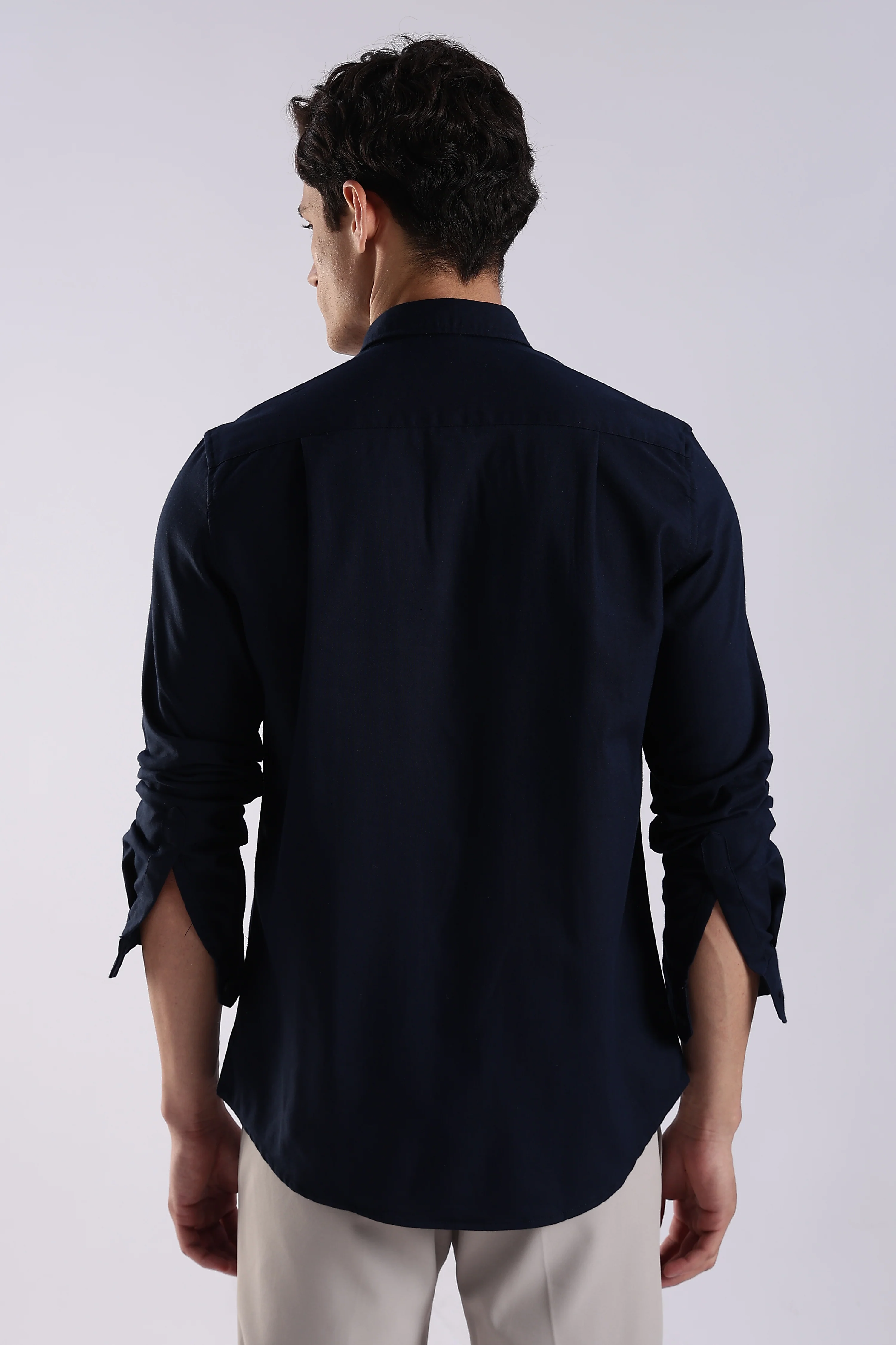 Men Navy Blue Oxford Solid Shirt - Image 2