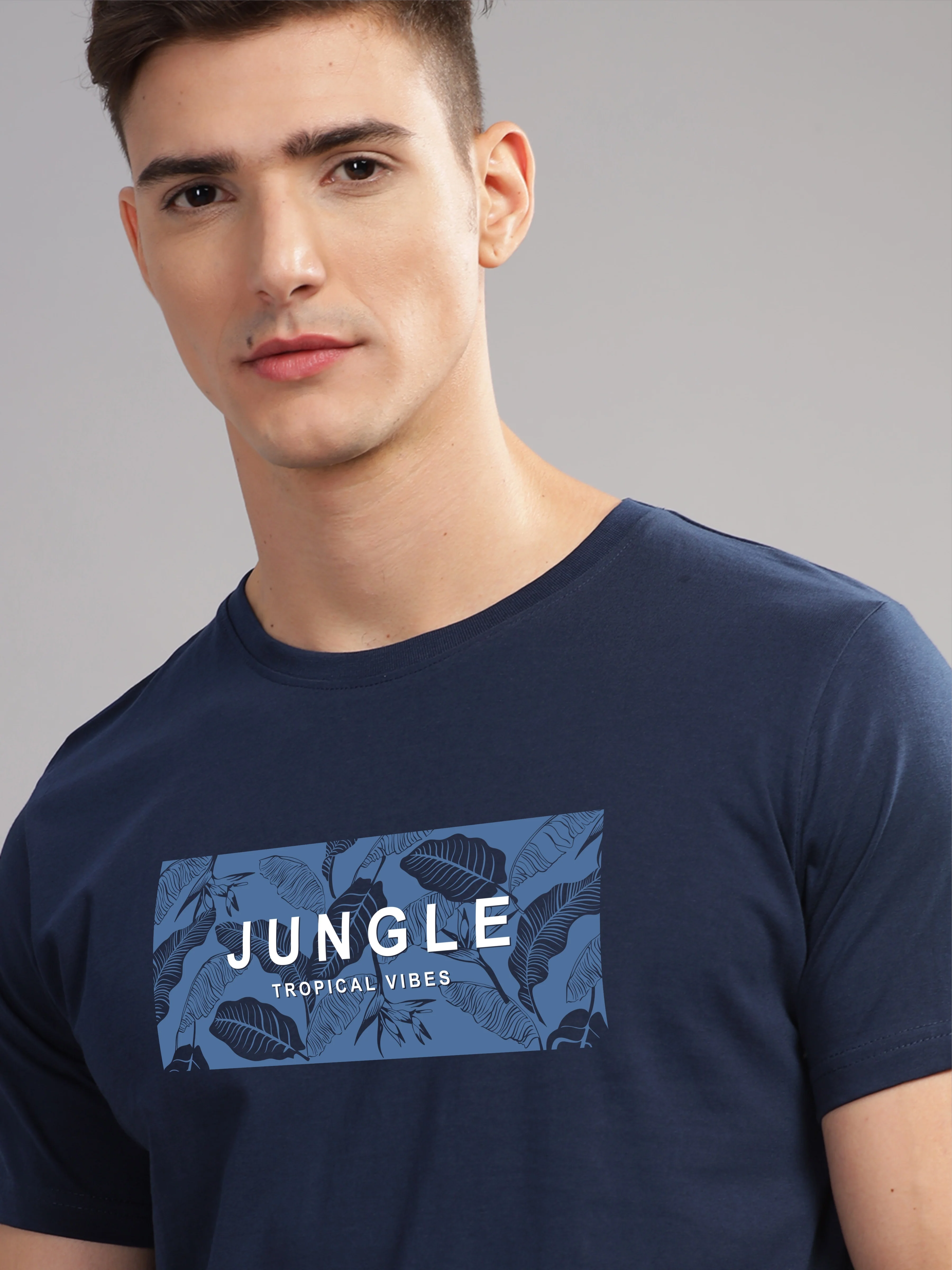 Men Navy Blue Round Neck T Shirt - Image 2