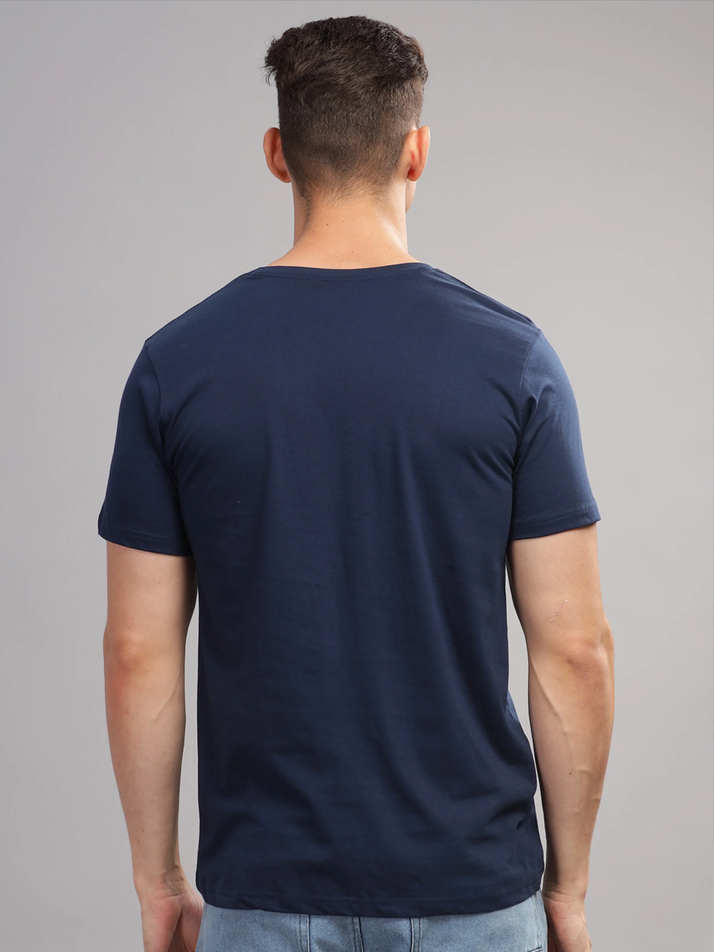 Men Navy Blue Round Neck T Shirt - Image 3