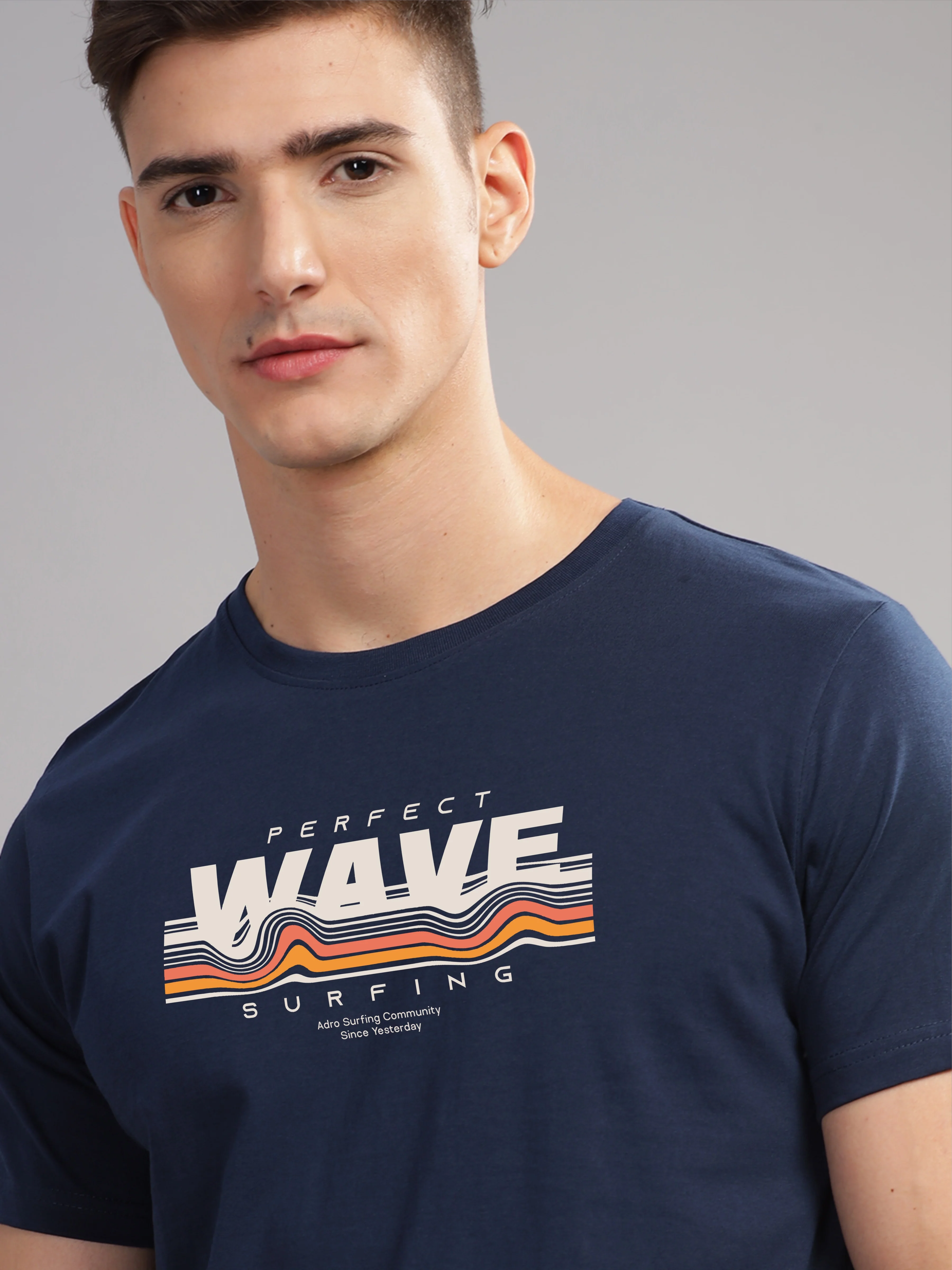 Men Navy Blue Round Neck T Shirt - Image 2