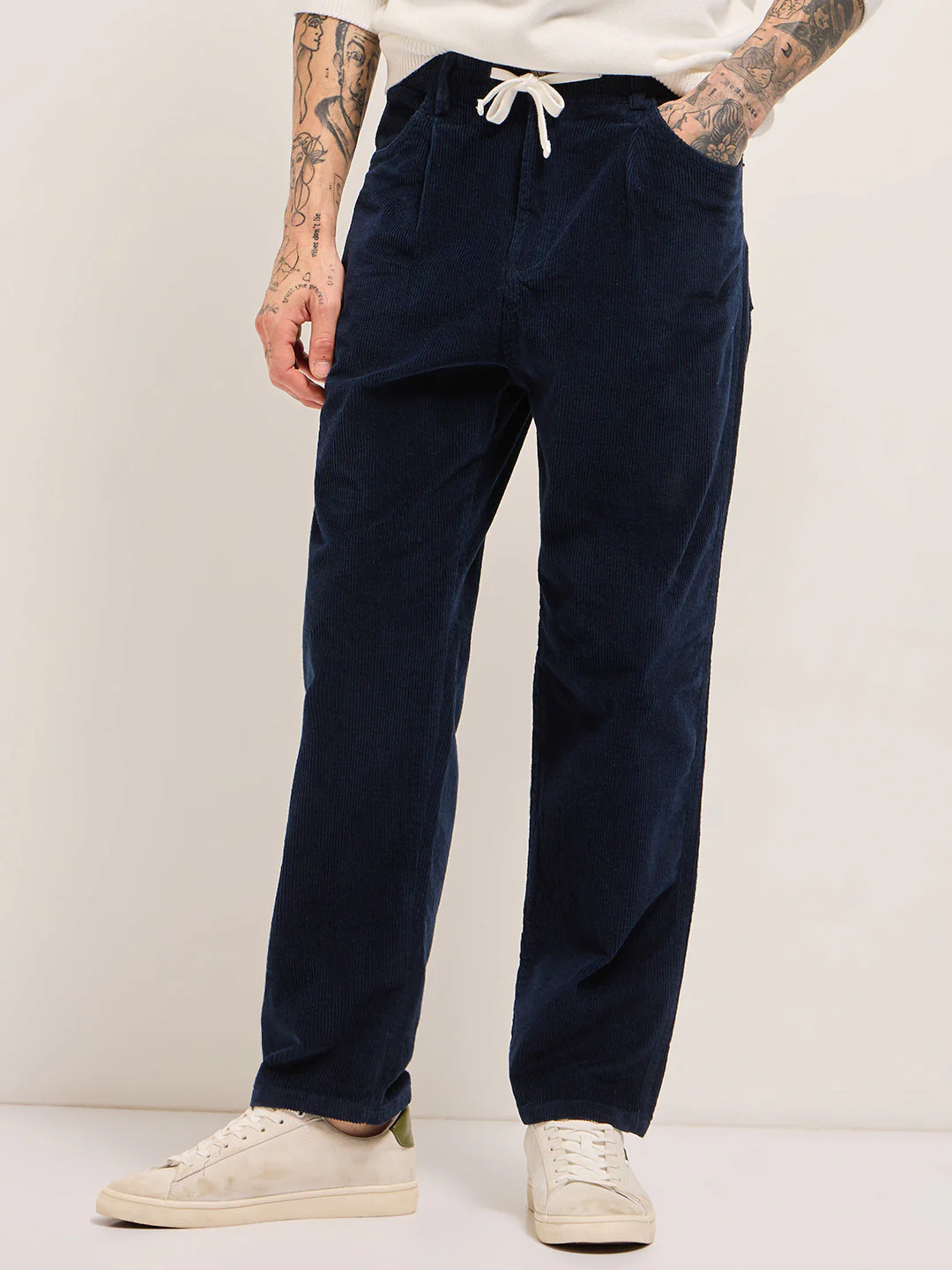 Men Navy Blue Solid Baggy Fit Corduroy Cotton Pant - Image 7