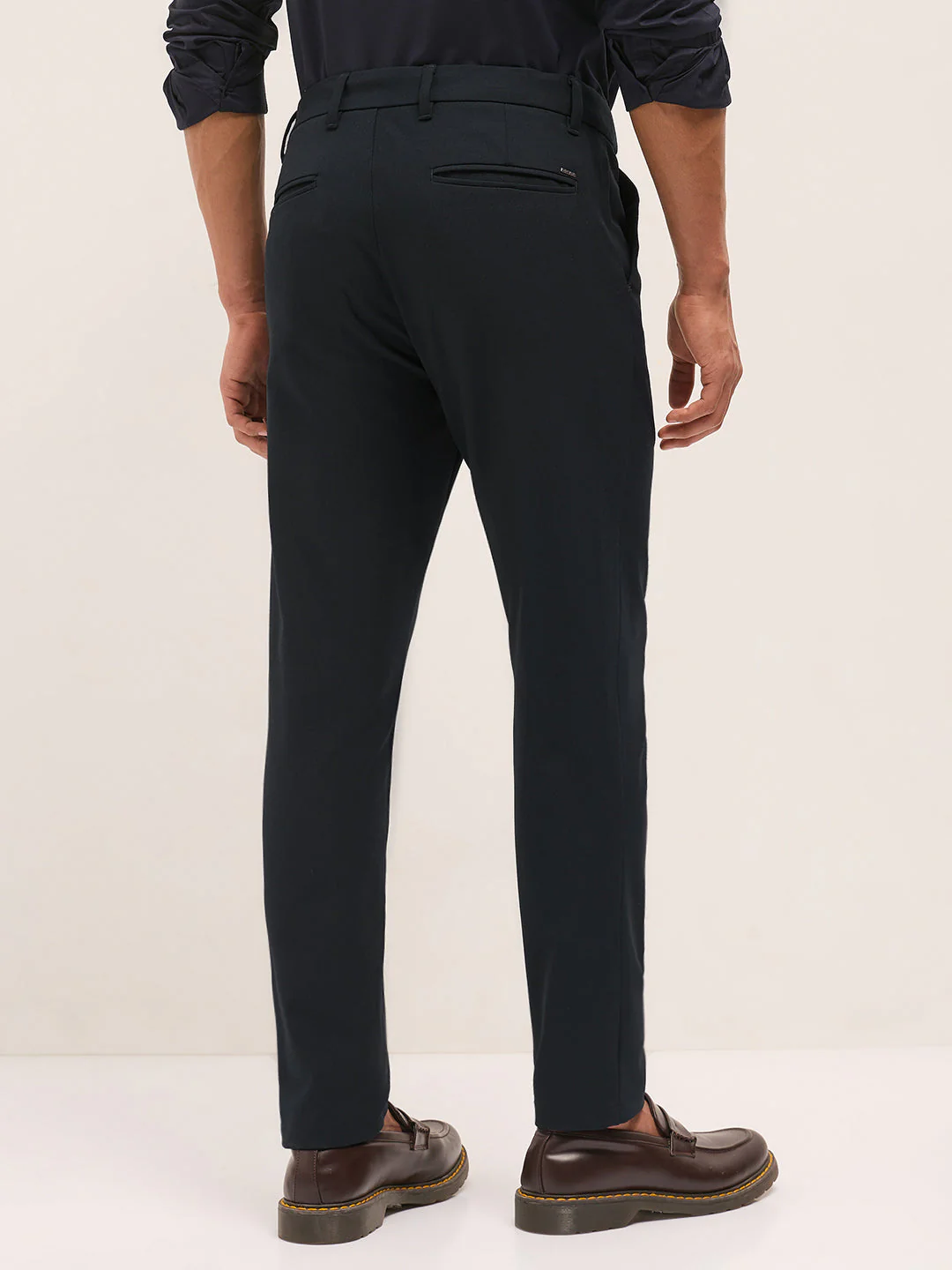 Men Navy Blue Solid Polyester Blend Slim Fit Formal Trousers - Image 2