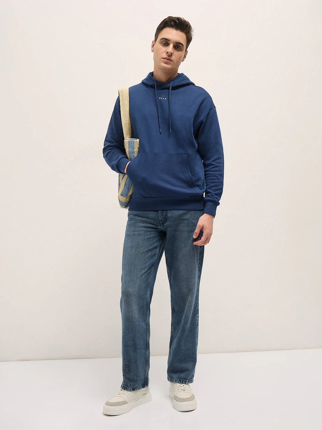 Men Navy Blue Solid Relax Fit Hoodie - Image 4