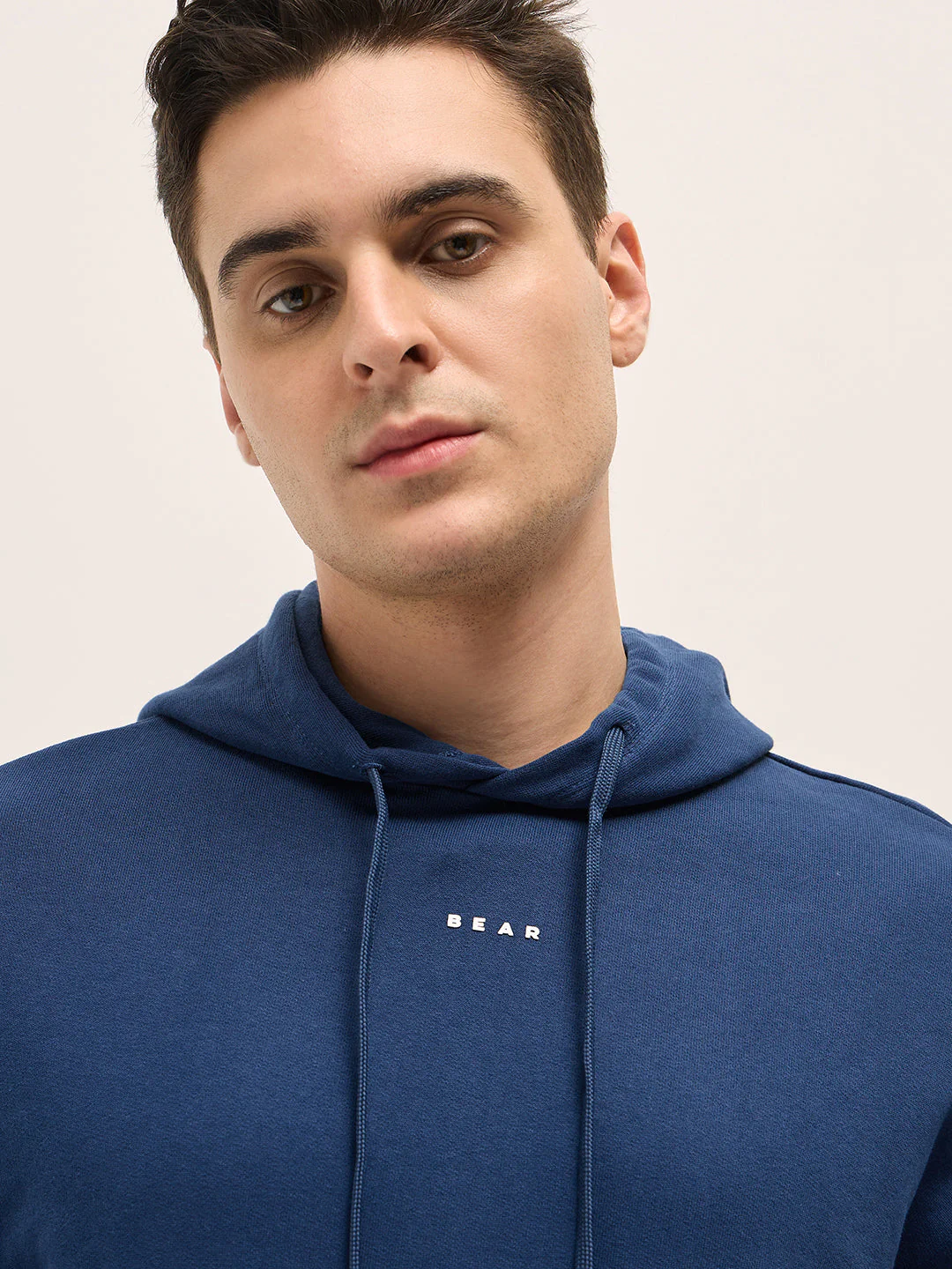 Men Navy Blue Solid Relax Fit Hoodie - Image 5